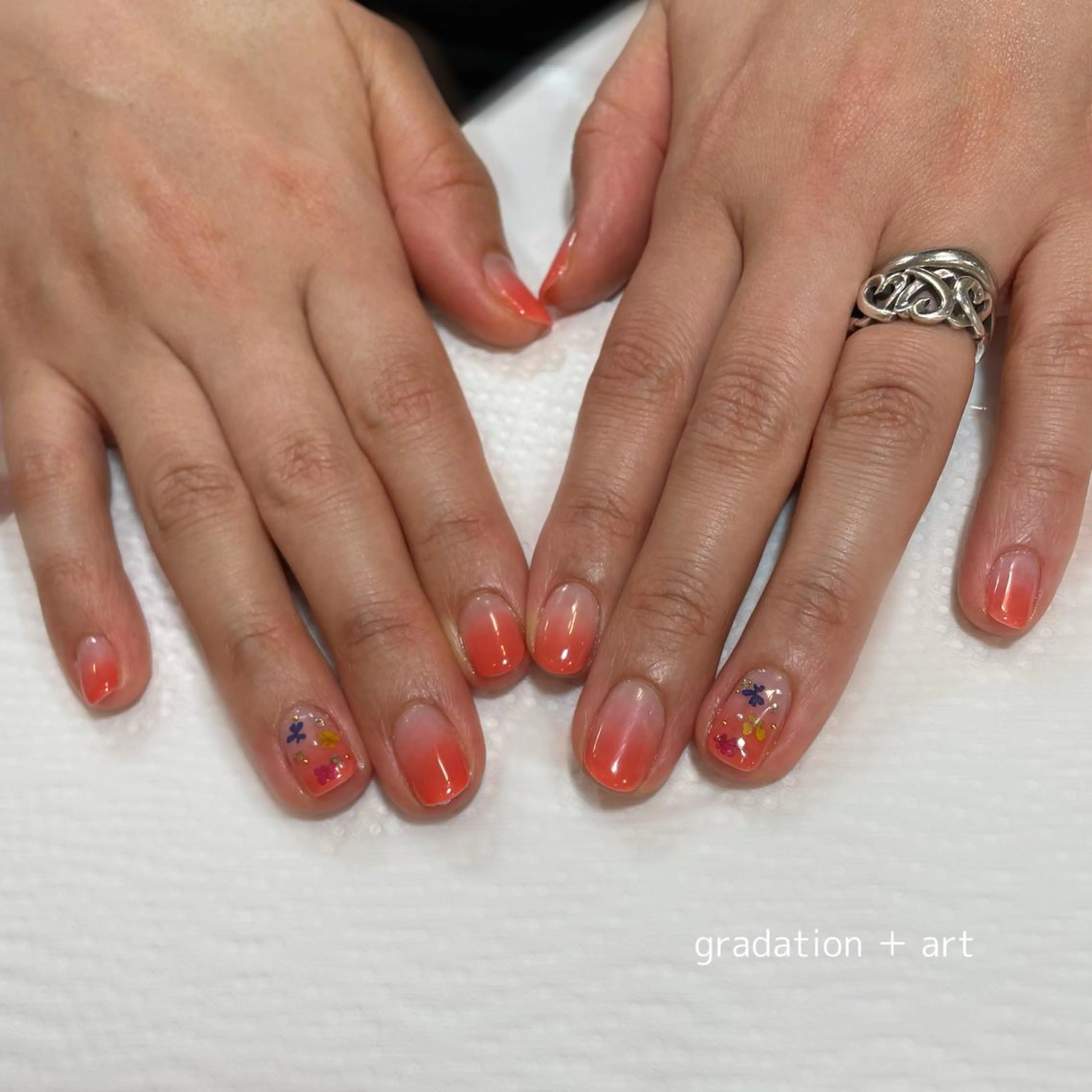 ネイル アートネイル グラデーション 春ネイル SEPT NAIL nailのネイルデザイン