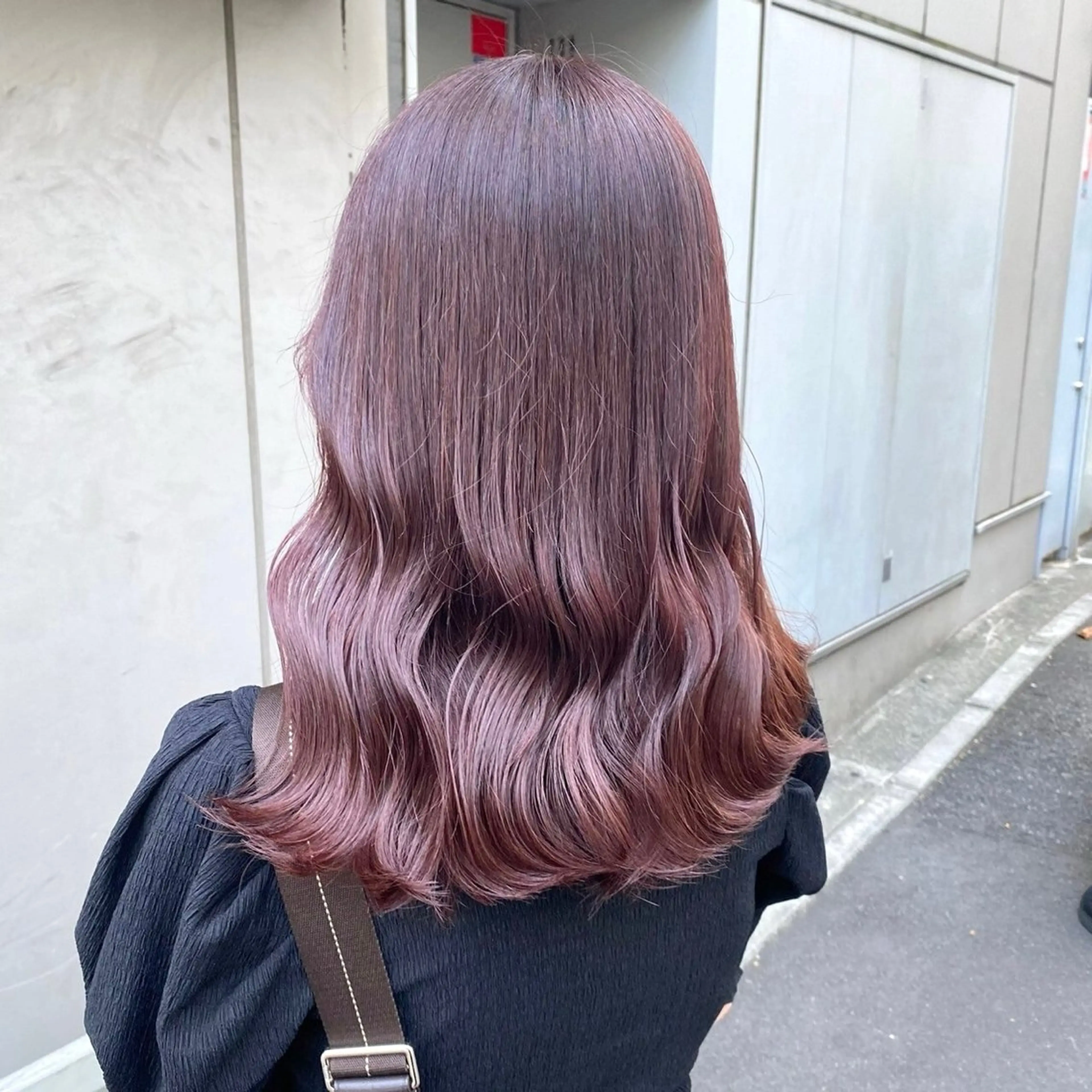 セミロング カラー ヘアアレンジ Ryo横浜韓国ヘア/ ハイトーン/ウルフのヘアスタイル