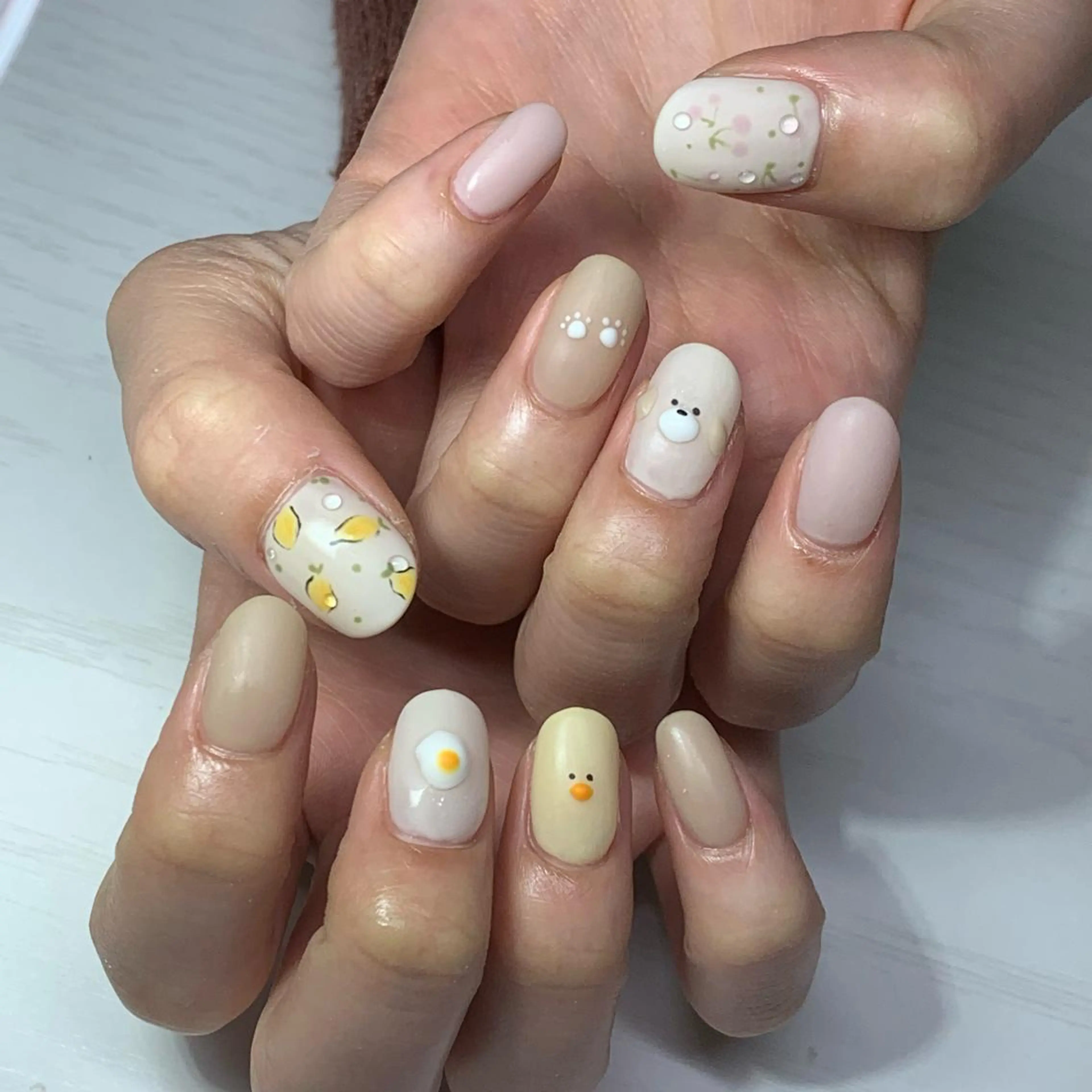 ネイル ハンドネイル καρδιά -ｶﾙﾃﾞｨｱ-のネイルデザイン