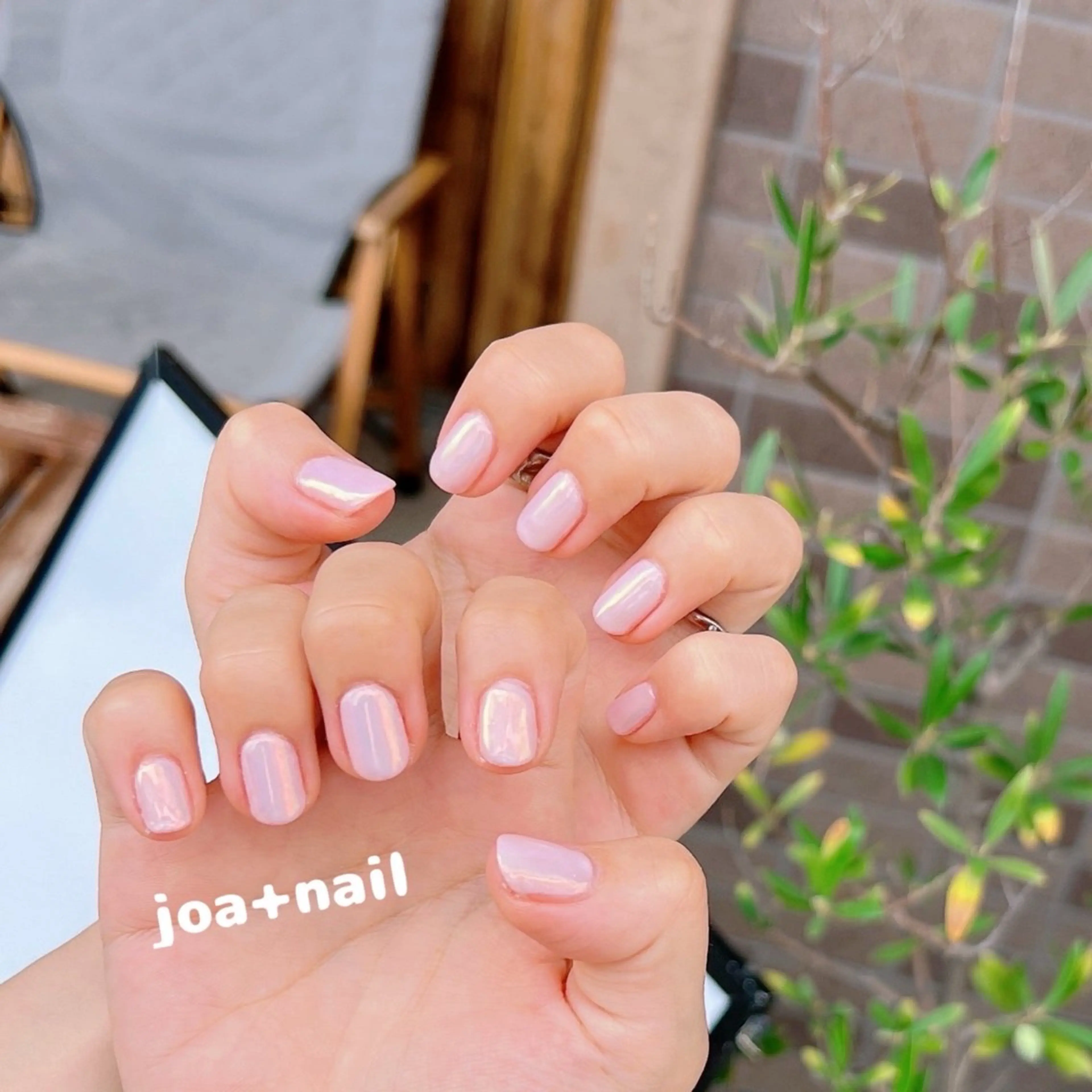 ネイル ミラーネイル うね 🎀のネイルデザイン