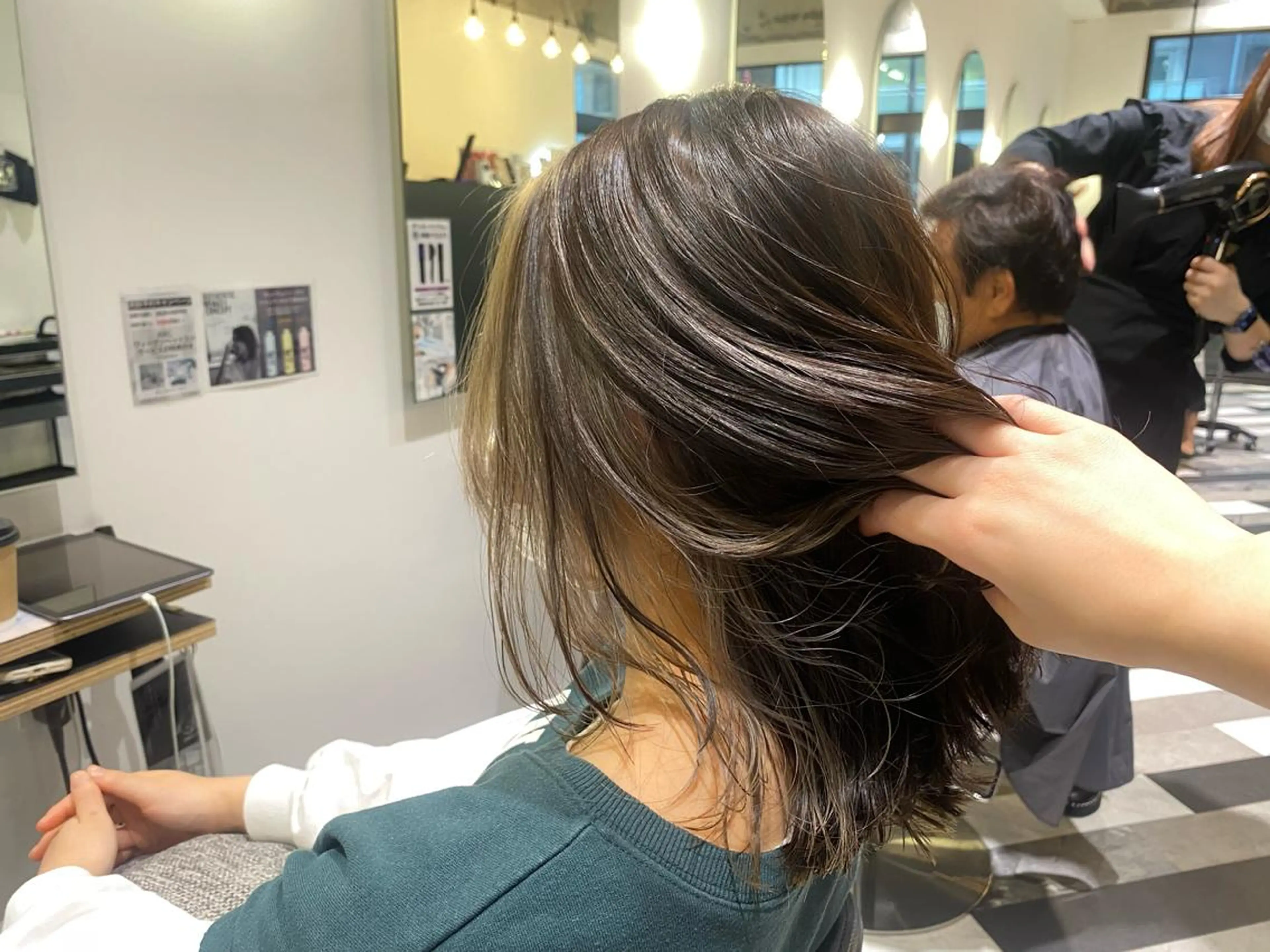 ミディアム カラー カット ヘアカラー ✨あなたのお悩み解消 美容師✨TOMOKAのヘアスタイル