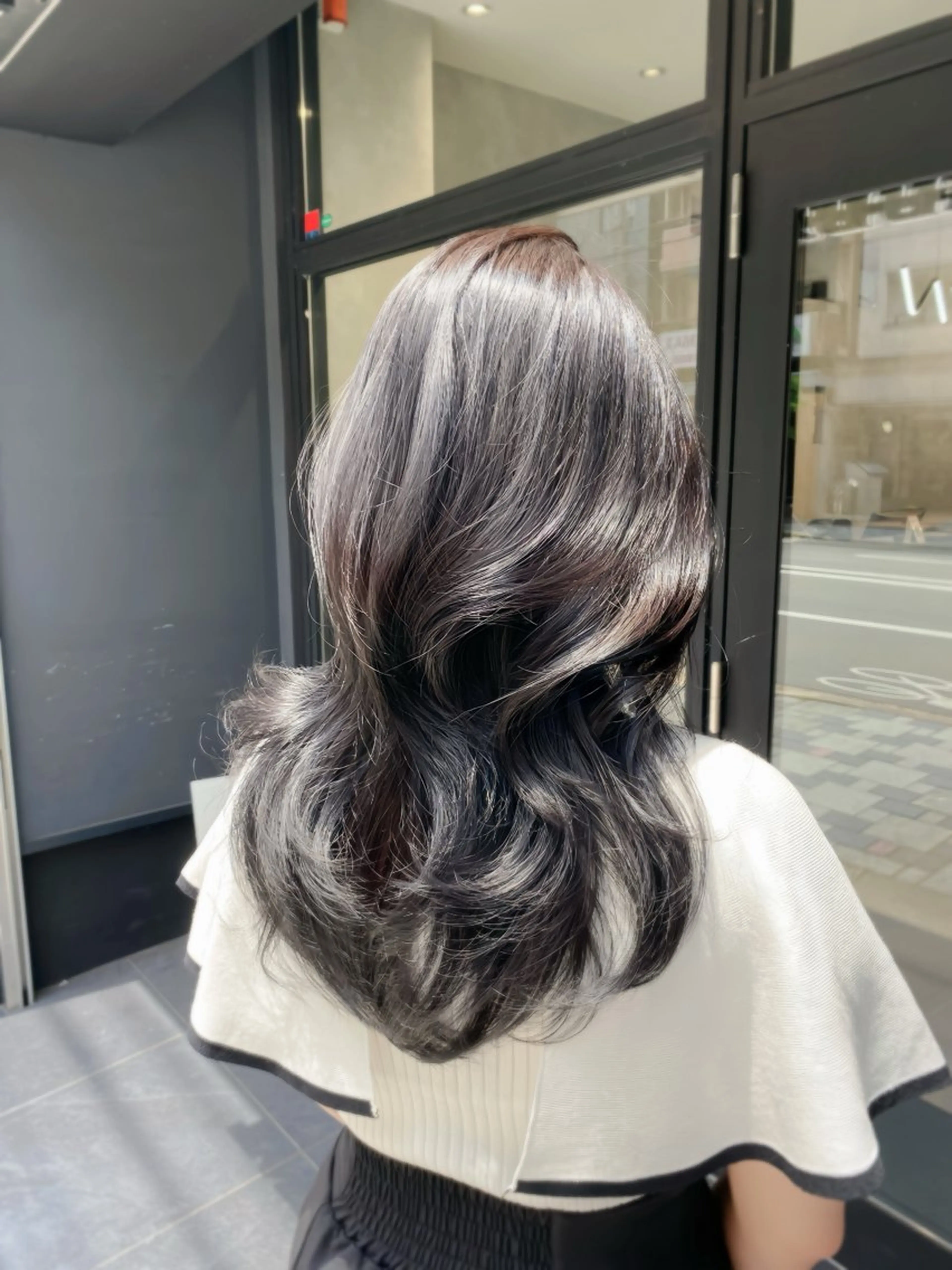 ロング カラー ベージュカラー 黒髪 ブルーカラー ブルーブラック グレーブラック レイヤー/艶カラー /韓国ヘア/高松のヘアスタイル