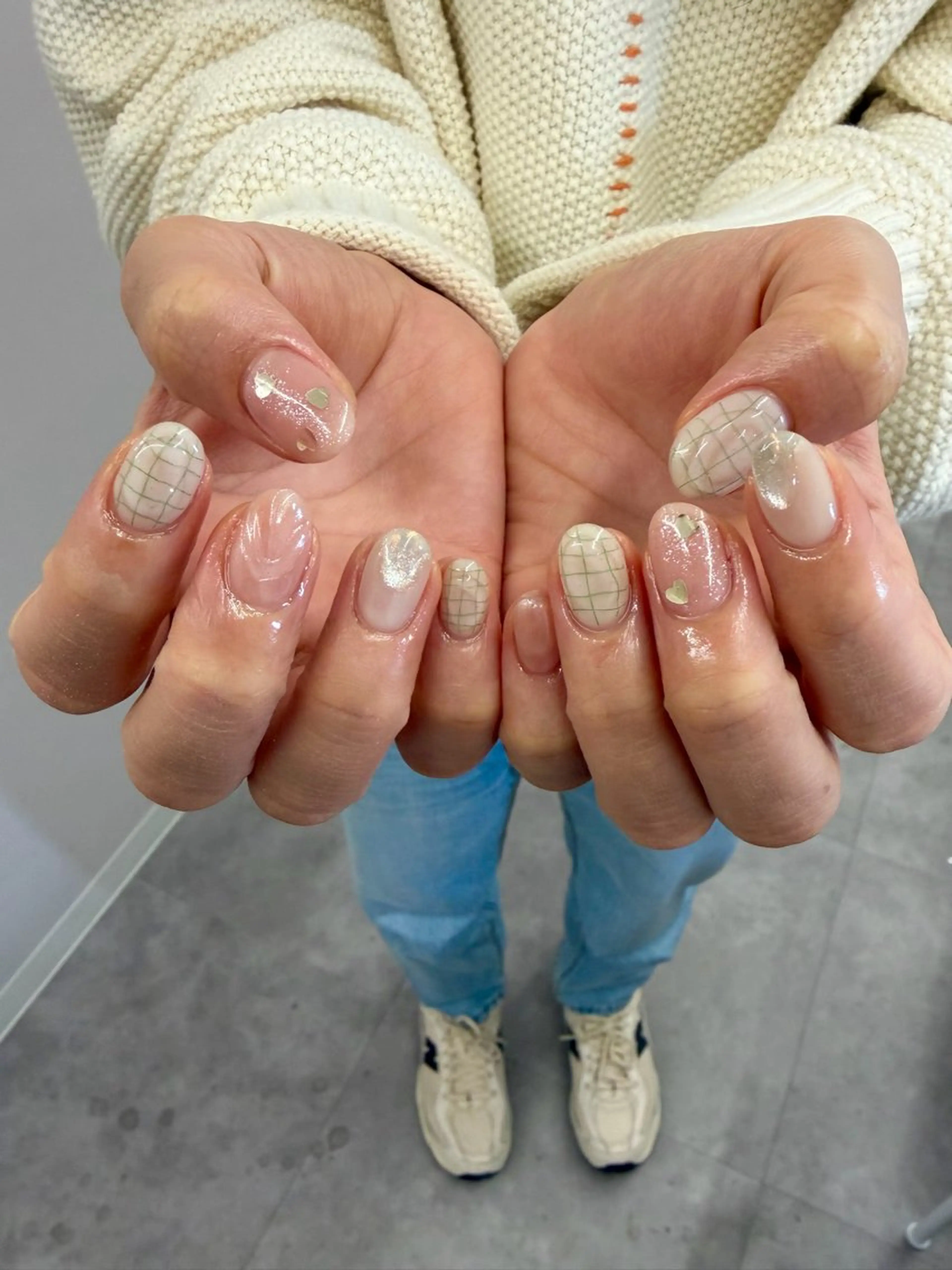 ネイル ジェルネイル グリーン キラキラネイル マグネットネイル ニュアンスネイル Bana_ Nailのネイルデザイン