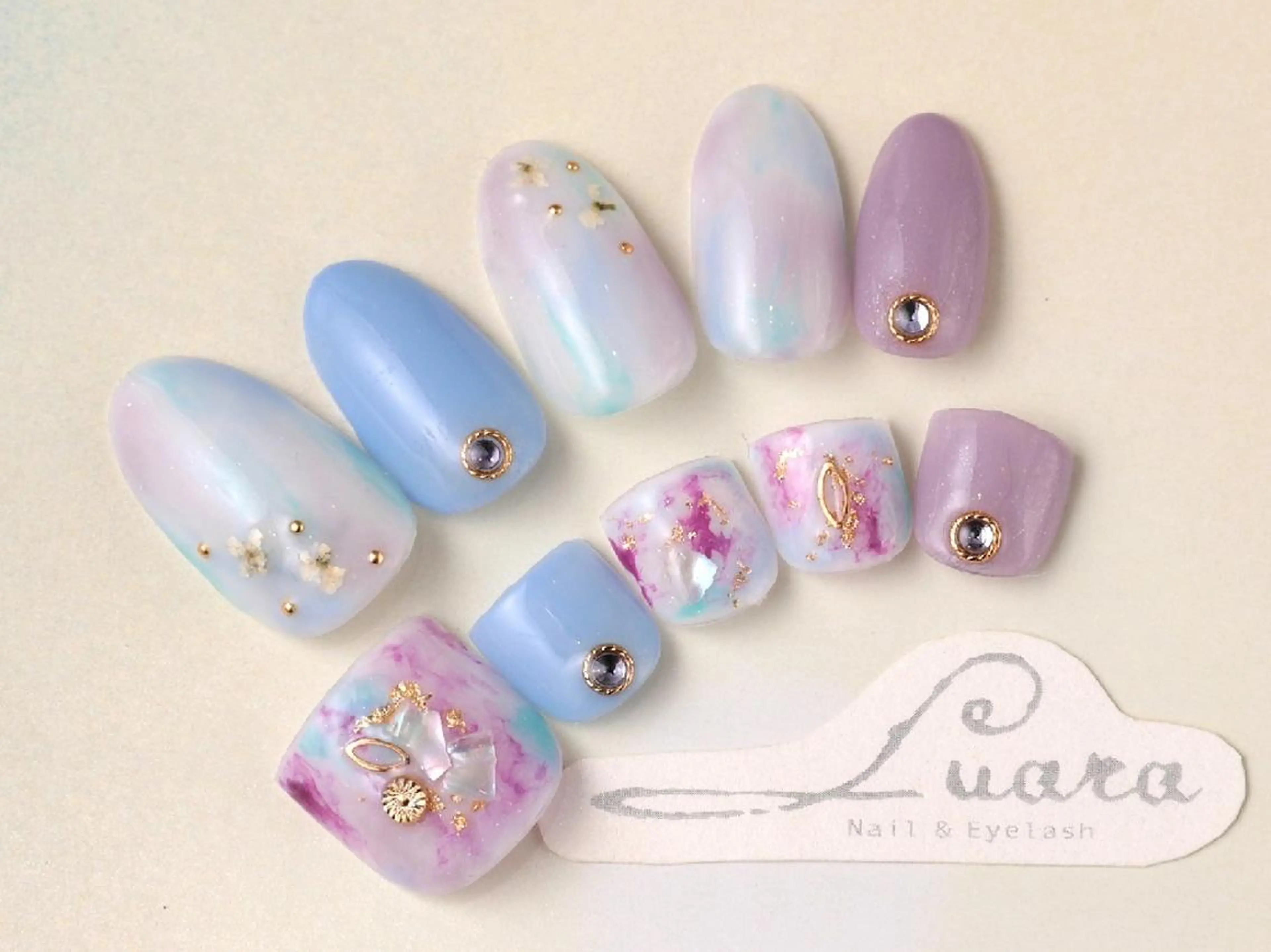 ネイル Luara ルアラのネイルデザイン