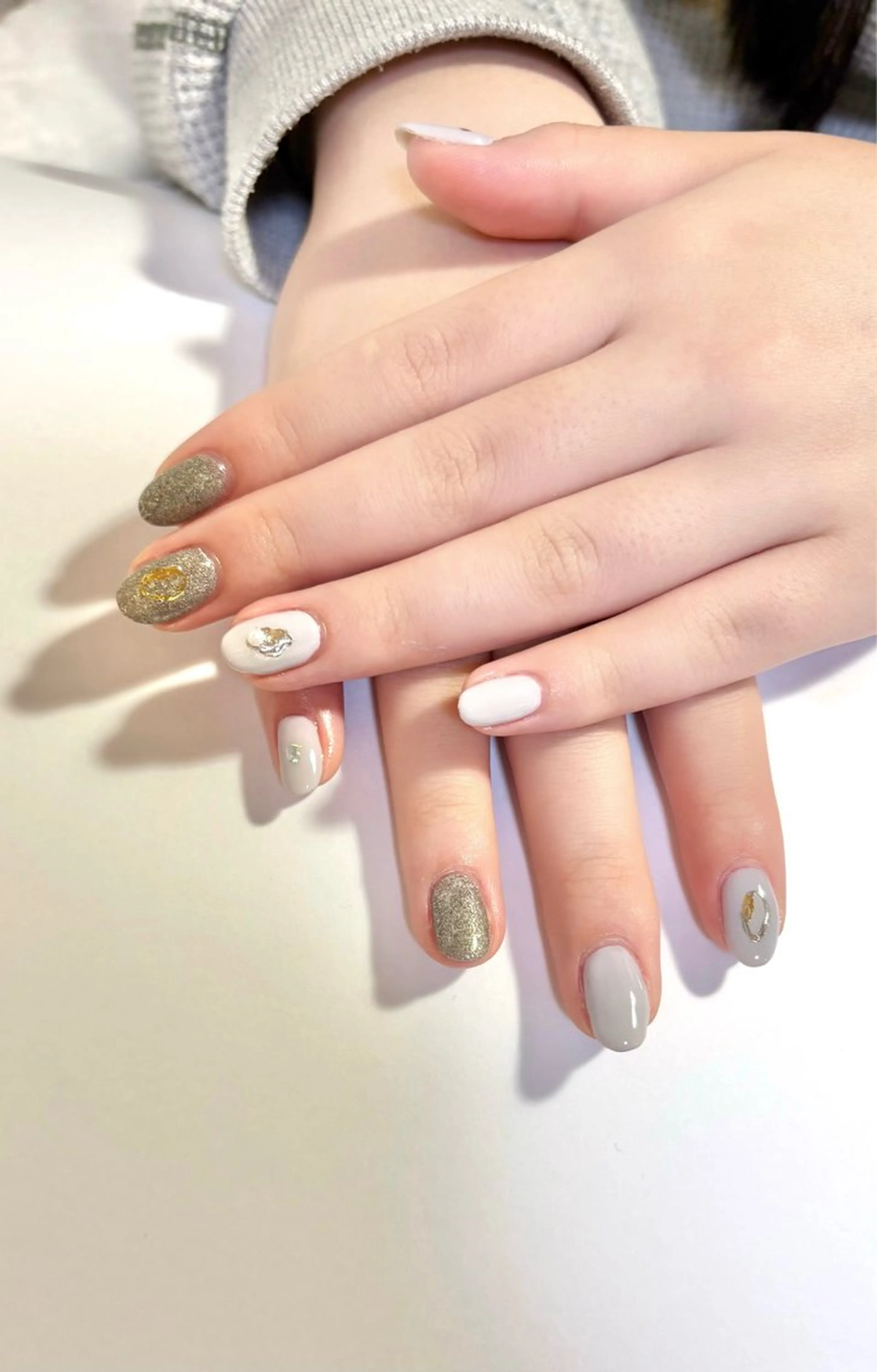 ネイル iRiS Beauty salon所属・YAMASHITA AYANEのネイルデザイン