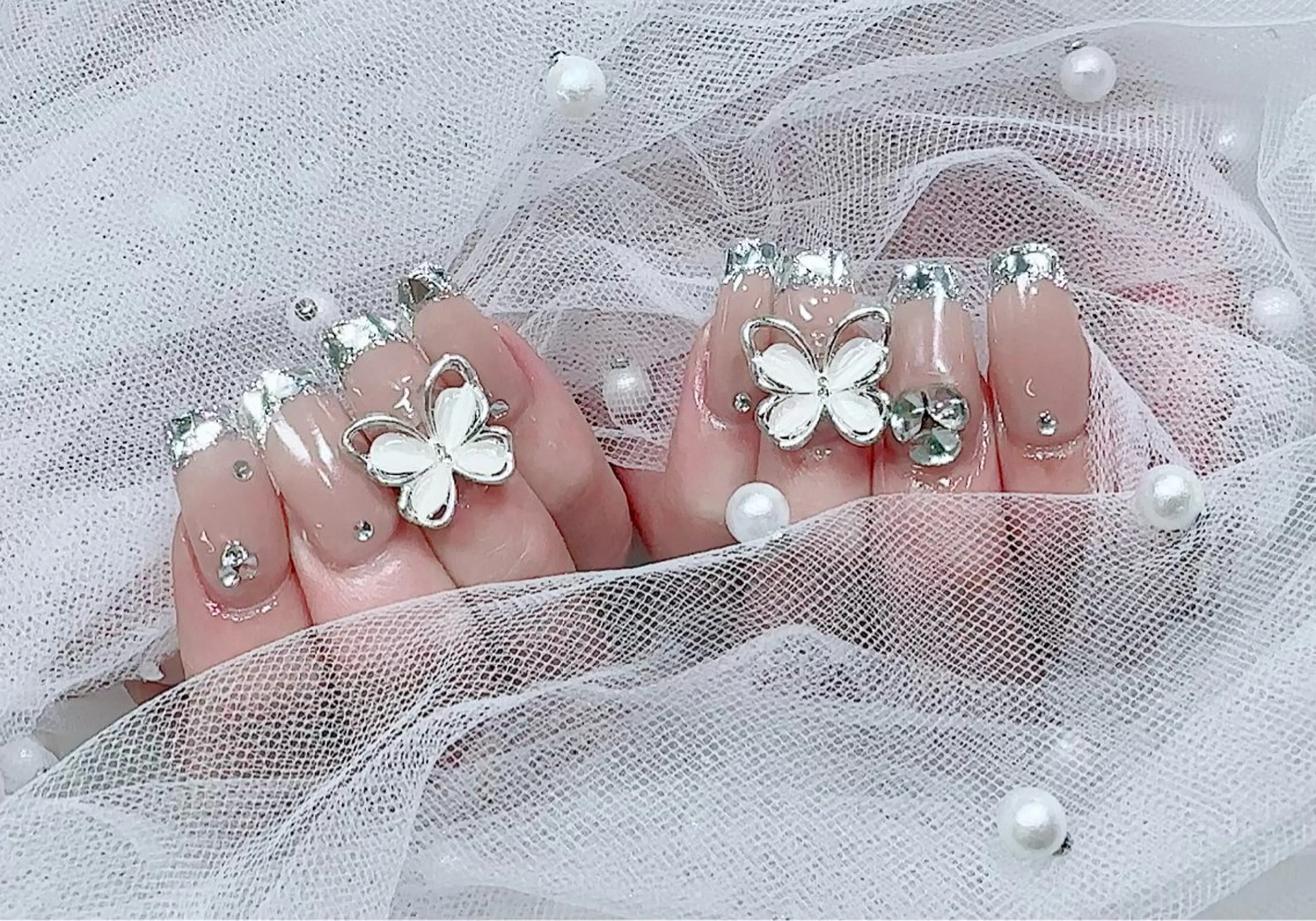 ネイル R nailsalon所属・R salonのネイルデザイン