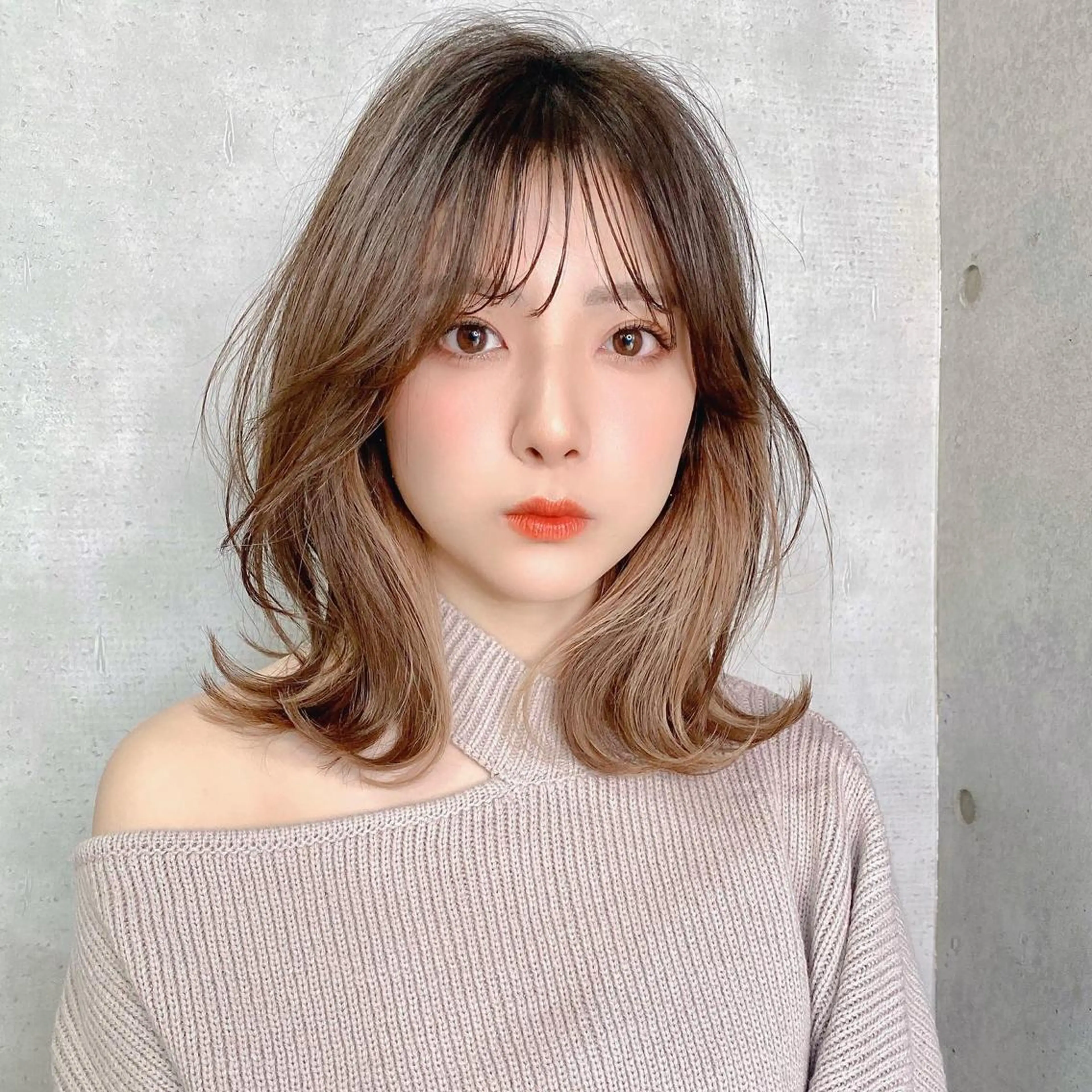 ミディアム カラー イヤリングカラー 韓国風ヘア 似合わせレイヤー 🇰🇷荒木洋文のヘアスタイル