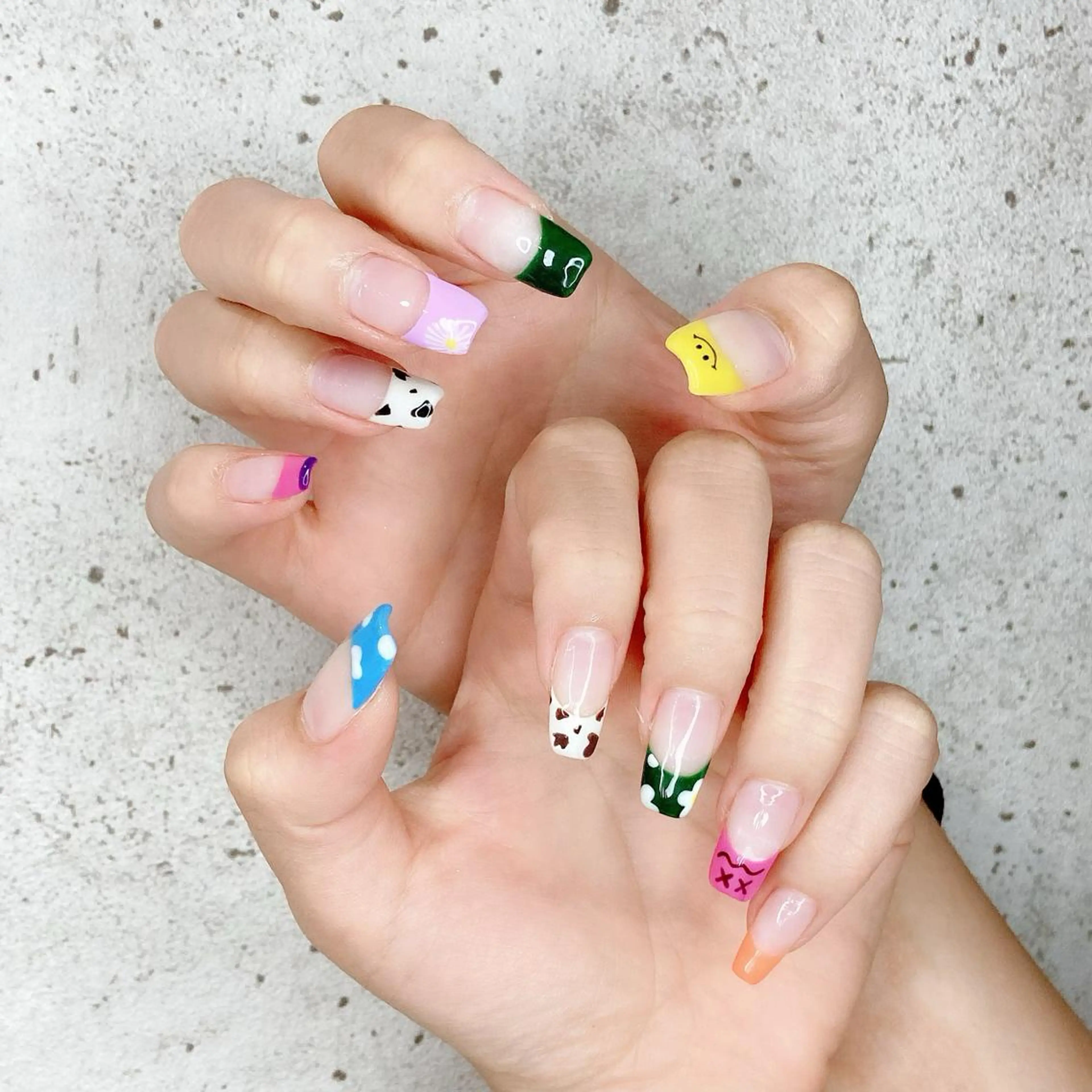 ネイル フレンチネイル ジェルネイル パラジェル スクエアネイル 冬ネイル ハンドネイル Nail Kのネイルデザイン
