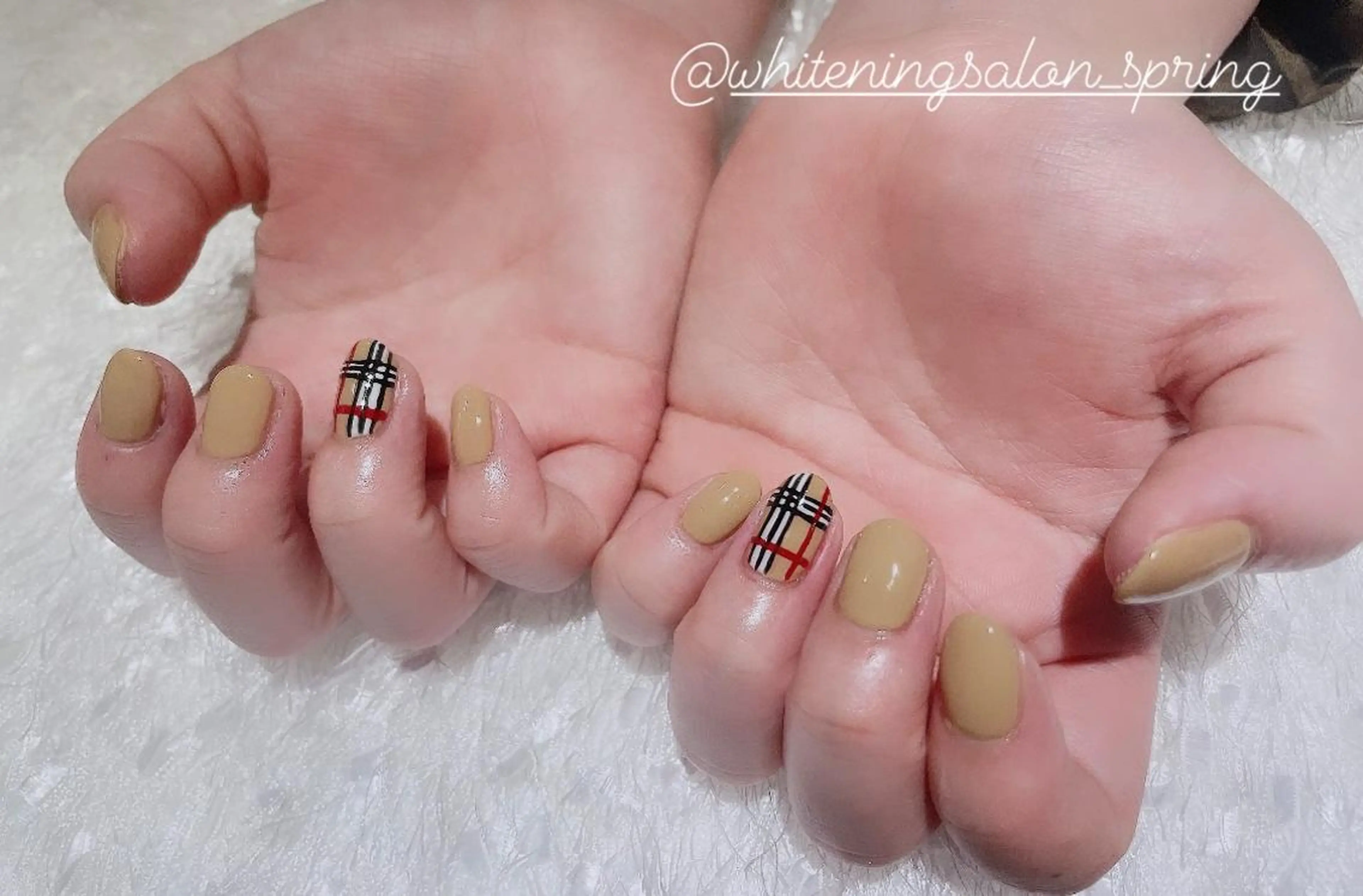 ネイル Nakao Hitomiのネイルデザイン