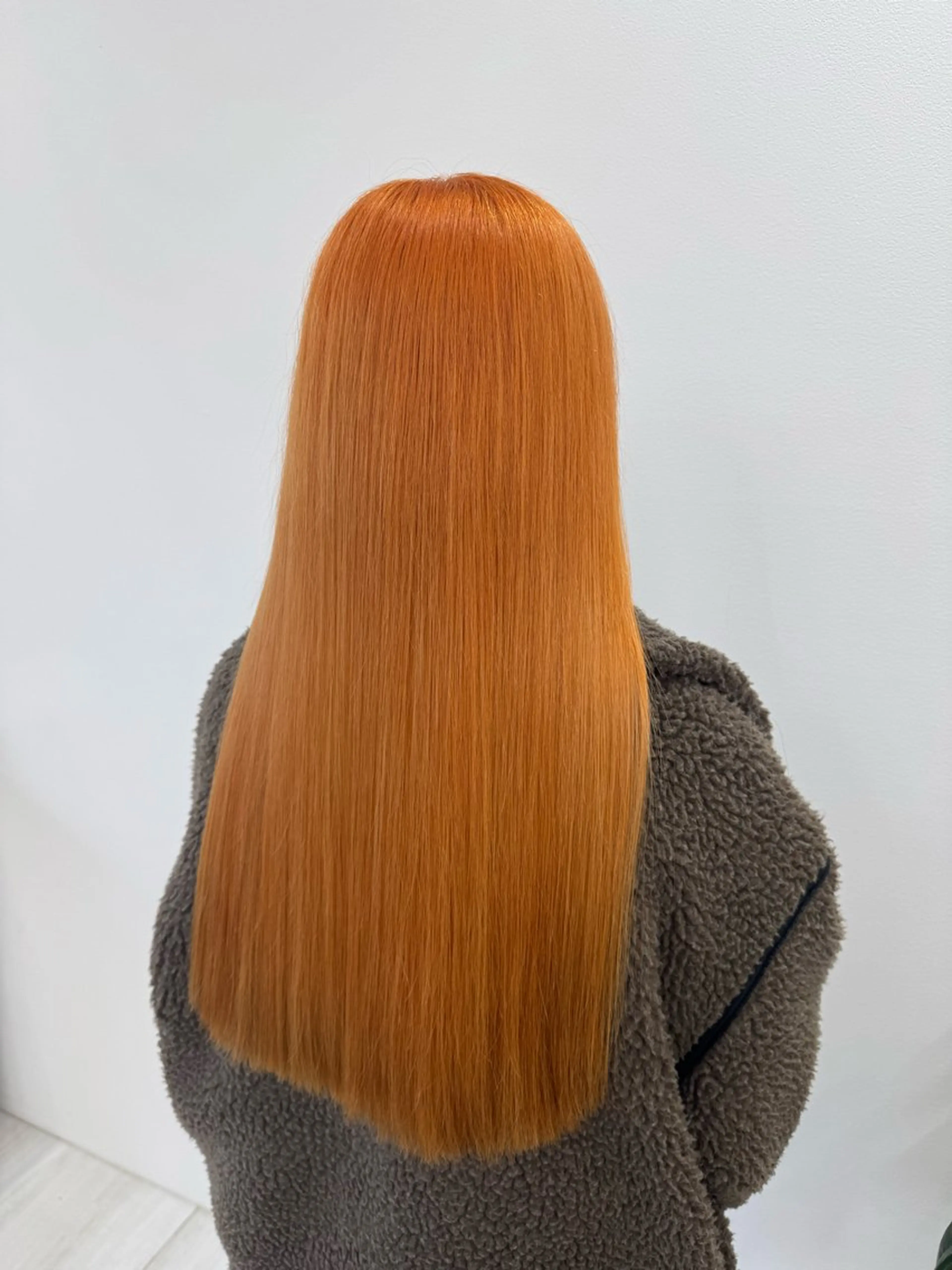 ロング カラー ブリーチ・縮毛矯正 三島佳音のヘアスタイル