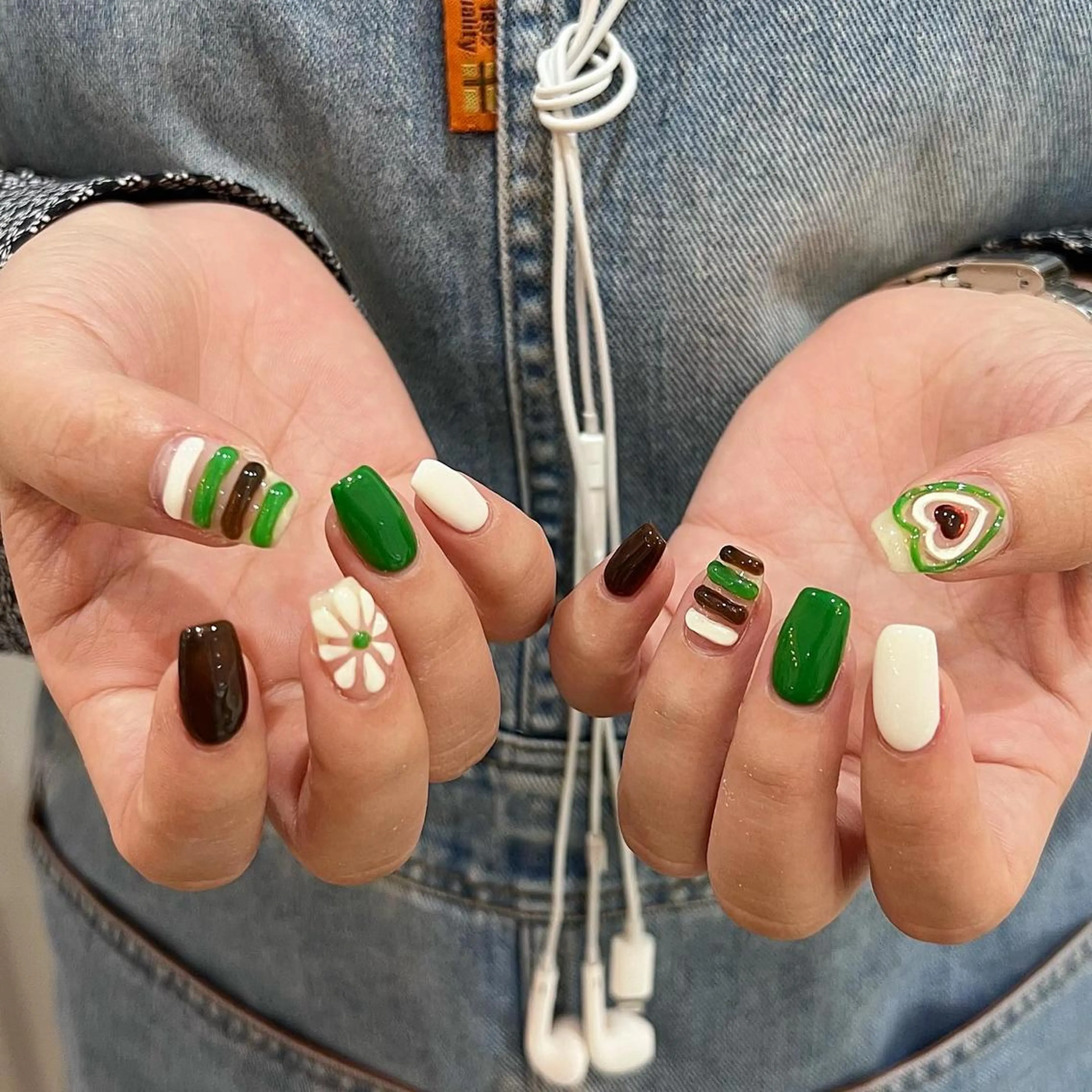 ネイル ハンドネイル JON YUEのネイルデザイン