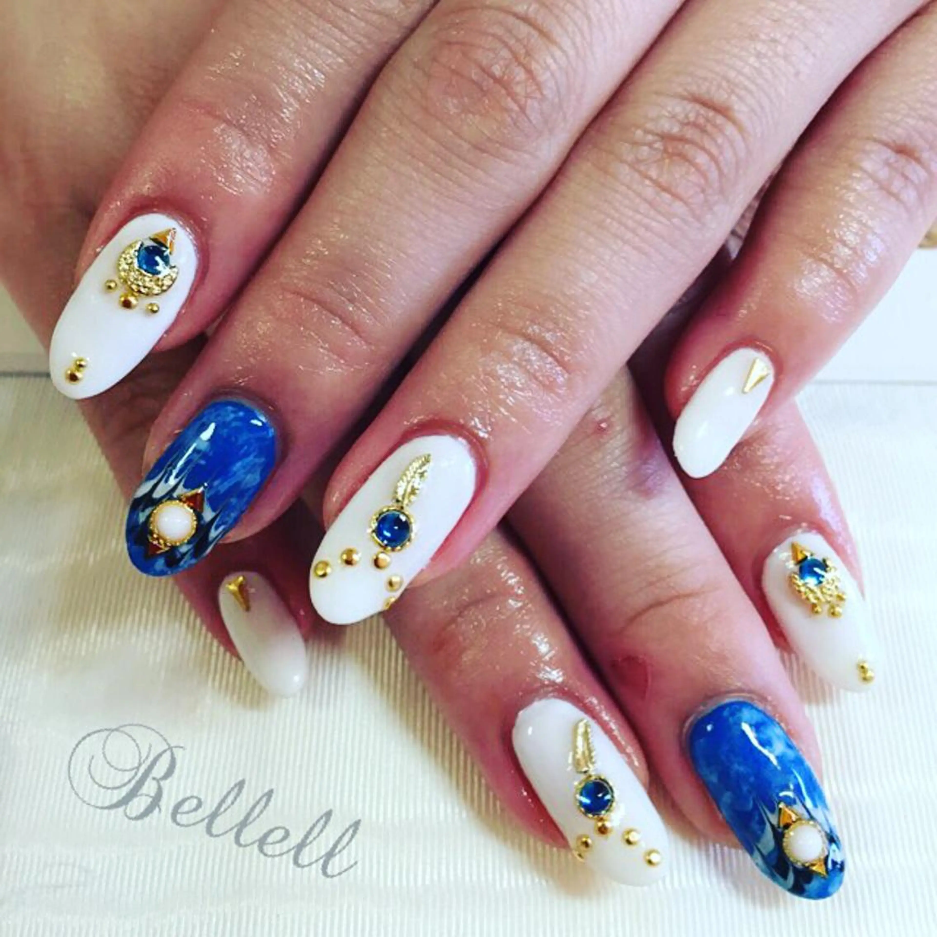 ネイル 青木 綾子のネイルデザイン