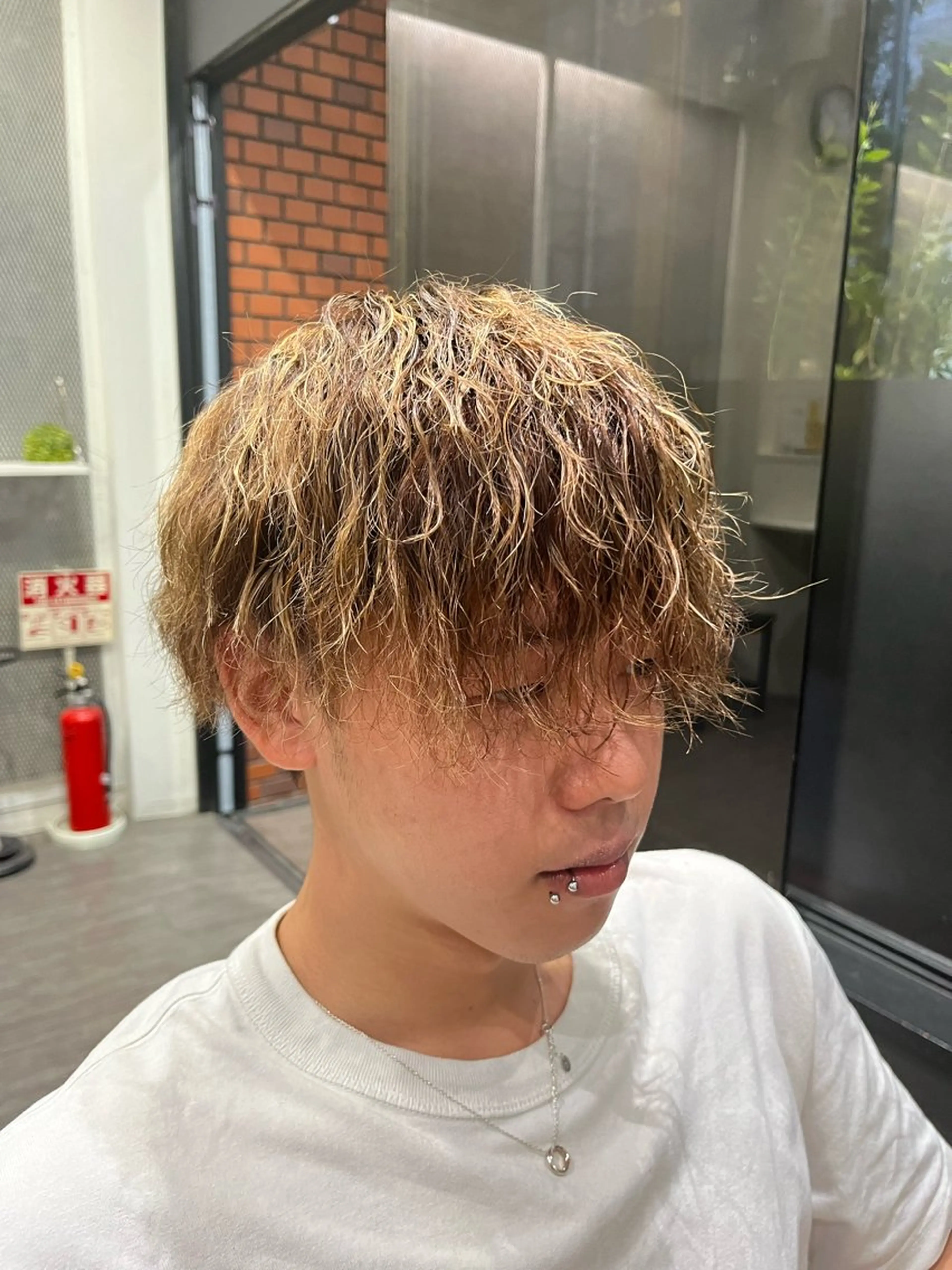 ショート カラー パーマ メンズ メンズメッシュ メッシュ ヘアカラー トリートメント カラーリスト💟草間 紫音💟のヘアスタイル