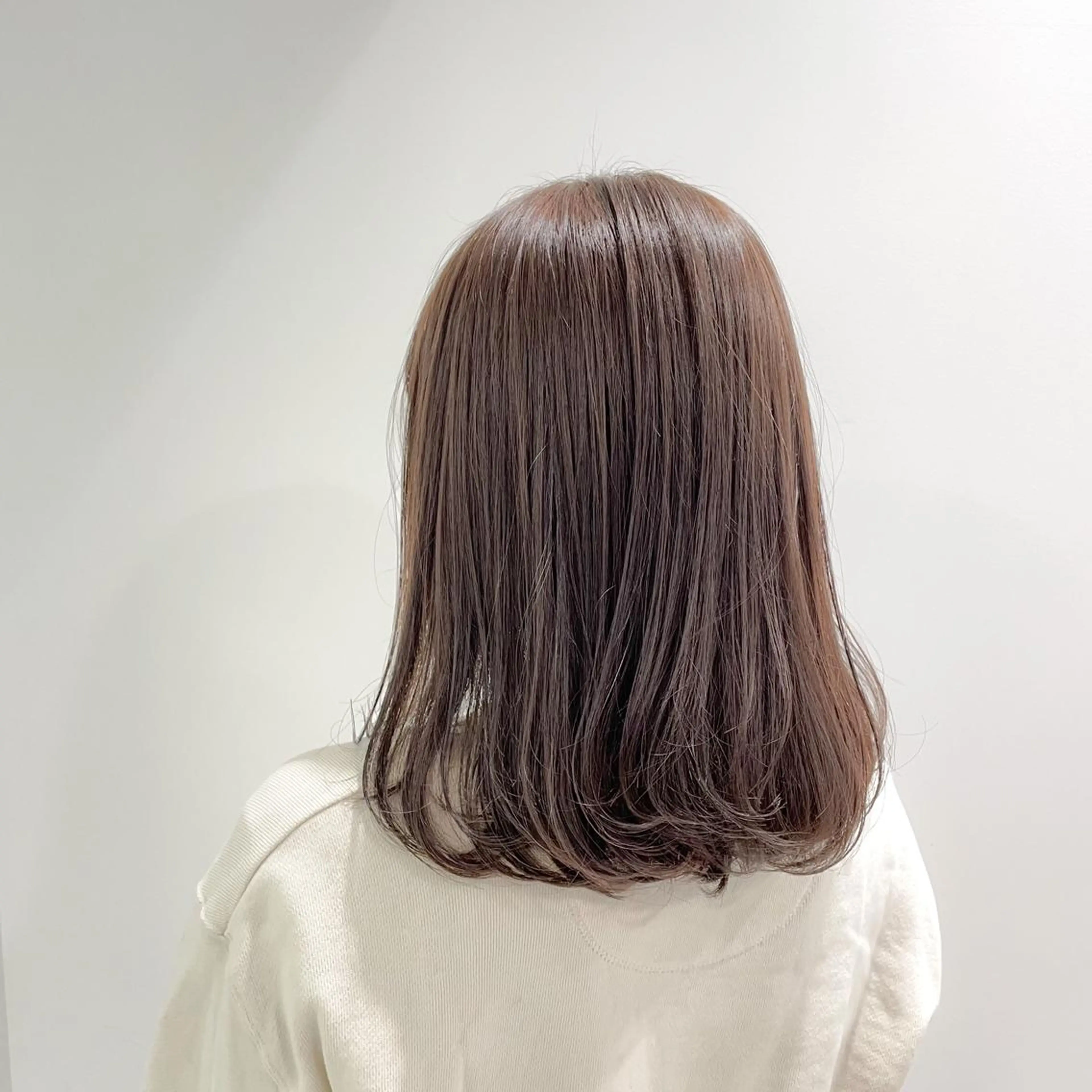 ミディアム カラー I'S.横浜所属・赤み消しカラー 🍀JUNKIのヘアスタイル