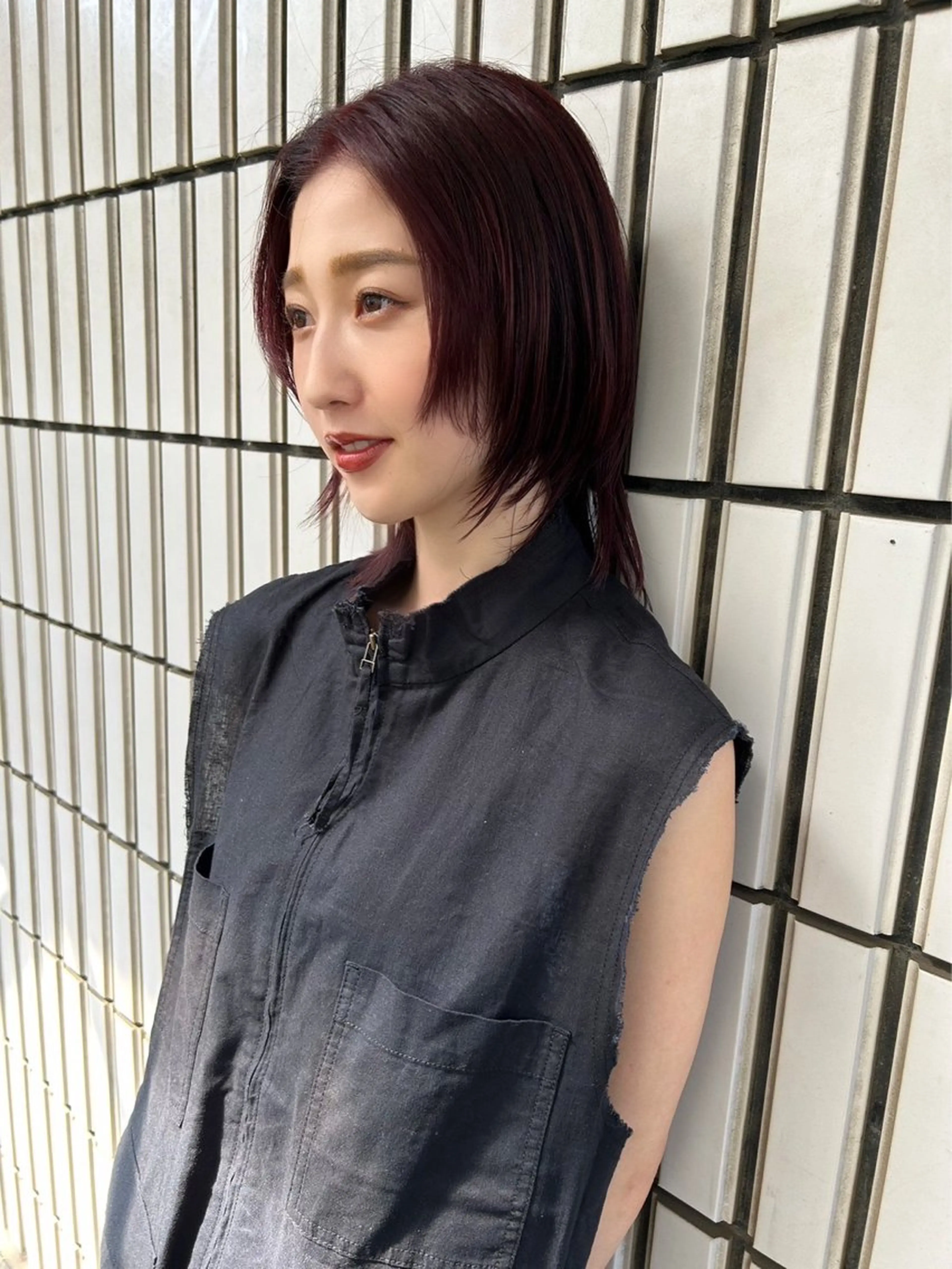 ミディアム カラー LOMARLIE JURIAのヘアスタイル