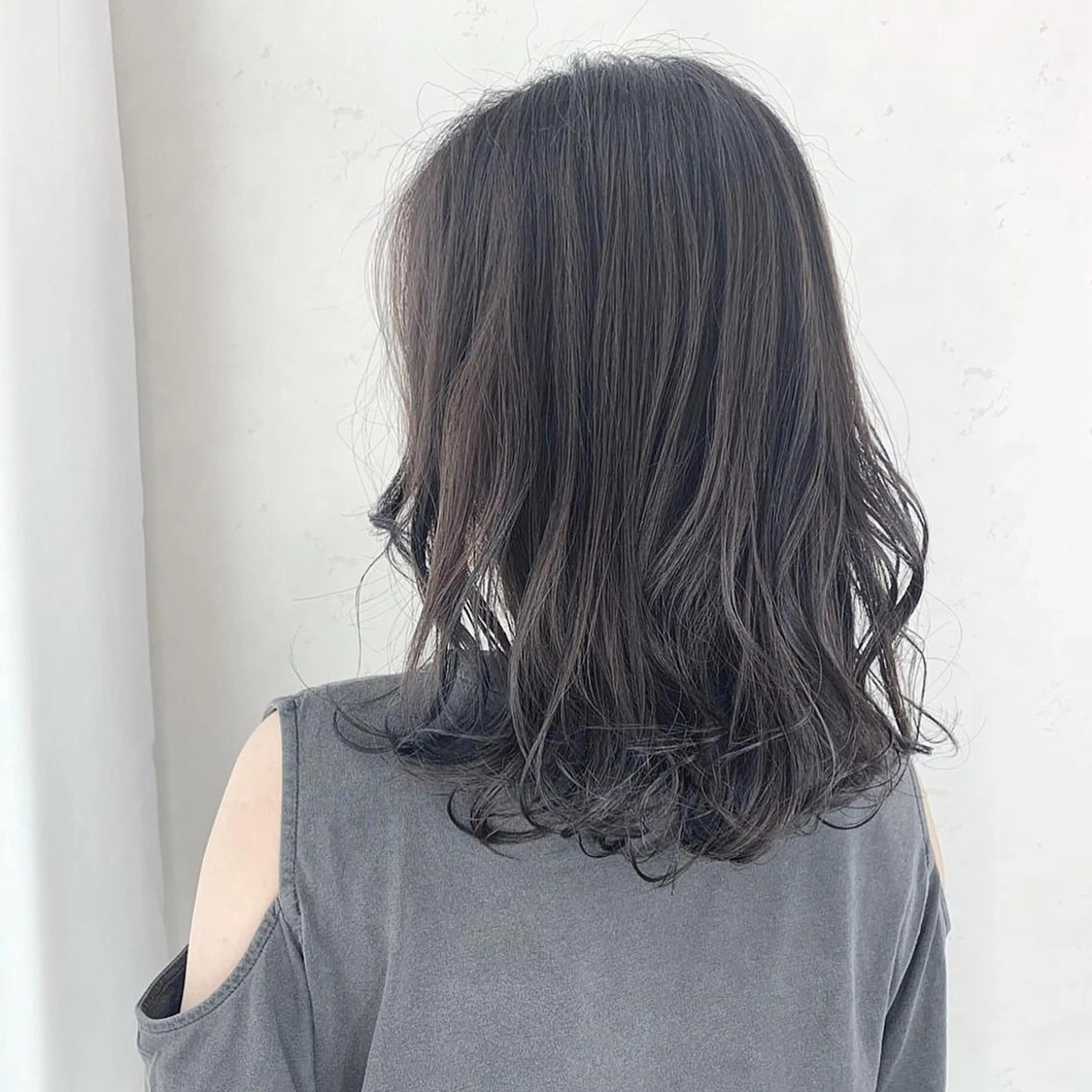 ミディアム cecilhair 福岡天神店のヘアスタイル