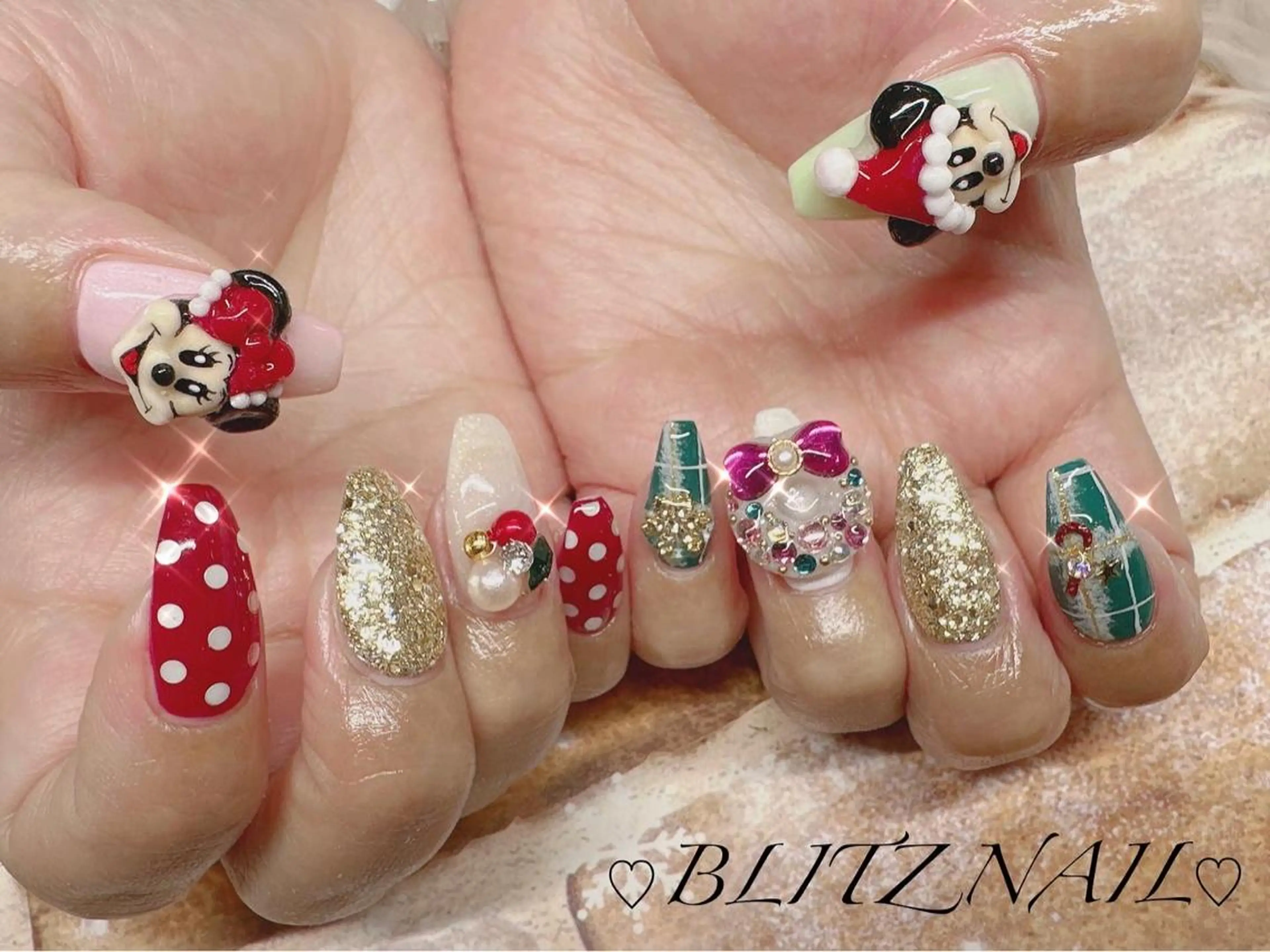 ネイル BLITZ Nail 岩田💅🏻✨のネイルデザイン