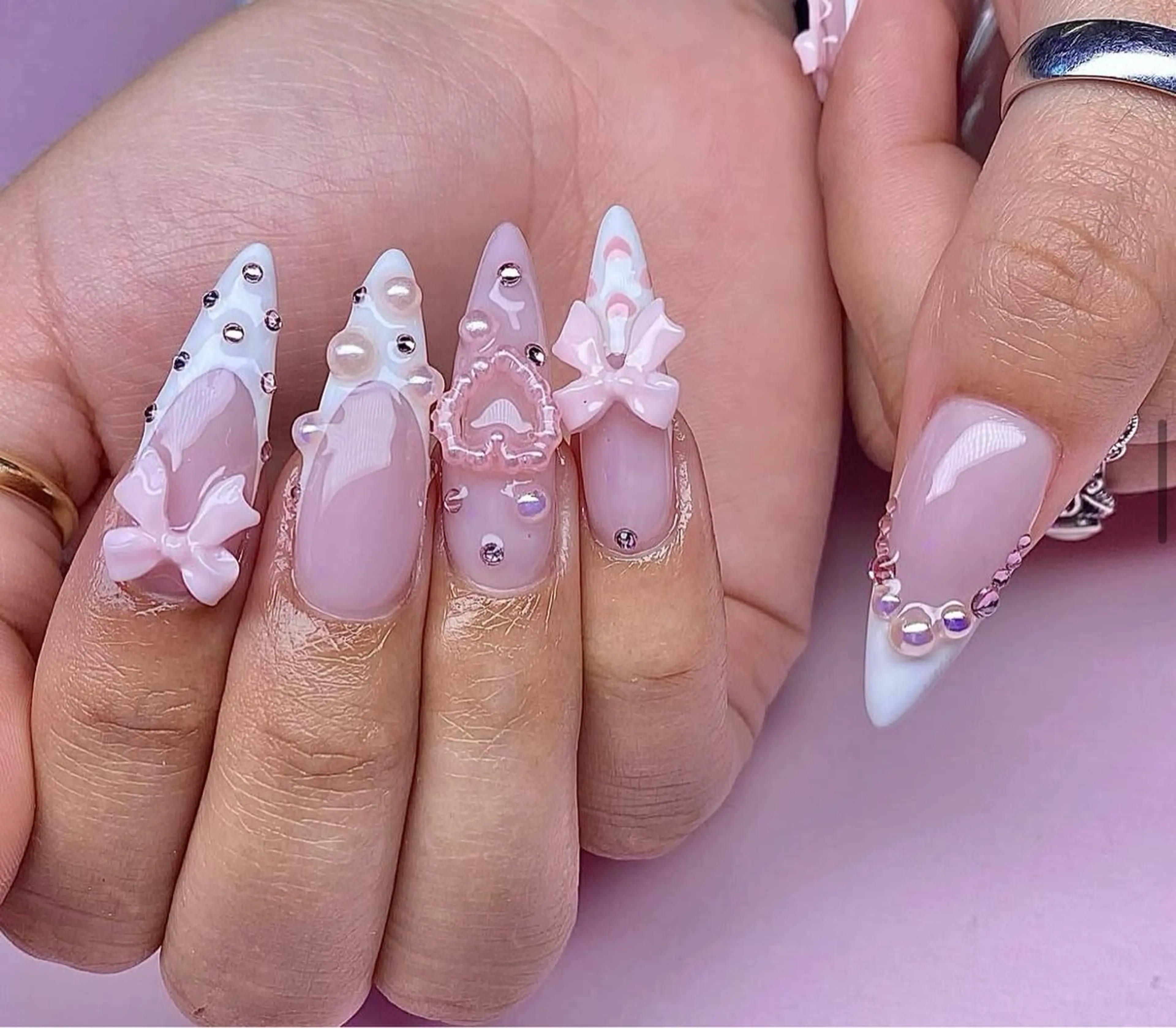 ネイル アートネイル フレンチネイル ジェルネイル 韓国ネイル ミラーネイル ハンドネイル Rin Nail所属・Rin Nailのネイルデザイン