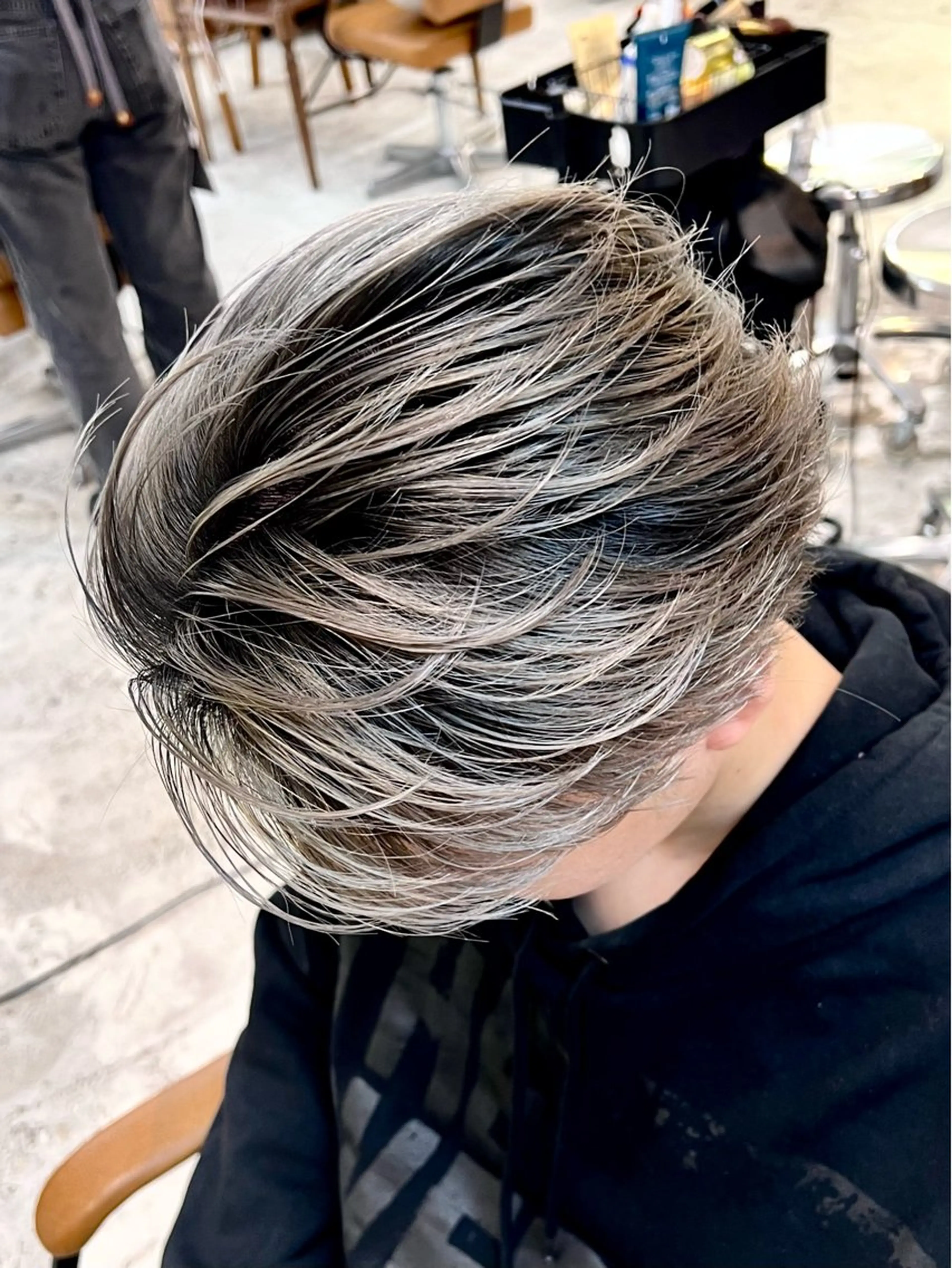ショート カラー メンズ メンズバレイヤージュ バレイヤージュ レイヤーカット カット ヘアカラー トリートメント バレイヤージュ/ シャドウルーツ/安室のヘアスタイル