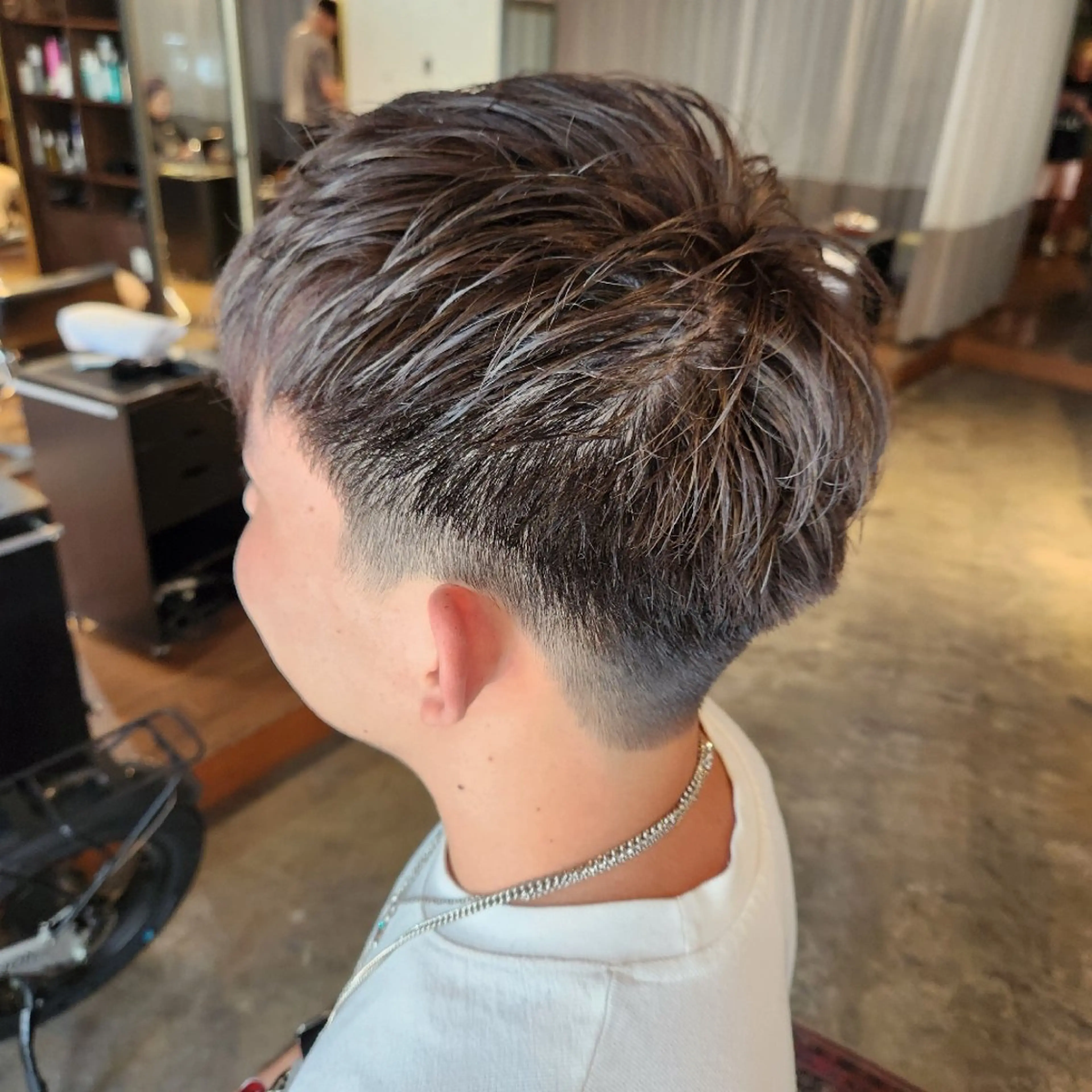 ショート カラー メンズ カット ヘアカラー SAVA keyaki所属・ハヤシ マユ ✂のヘアスタイル