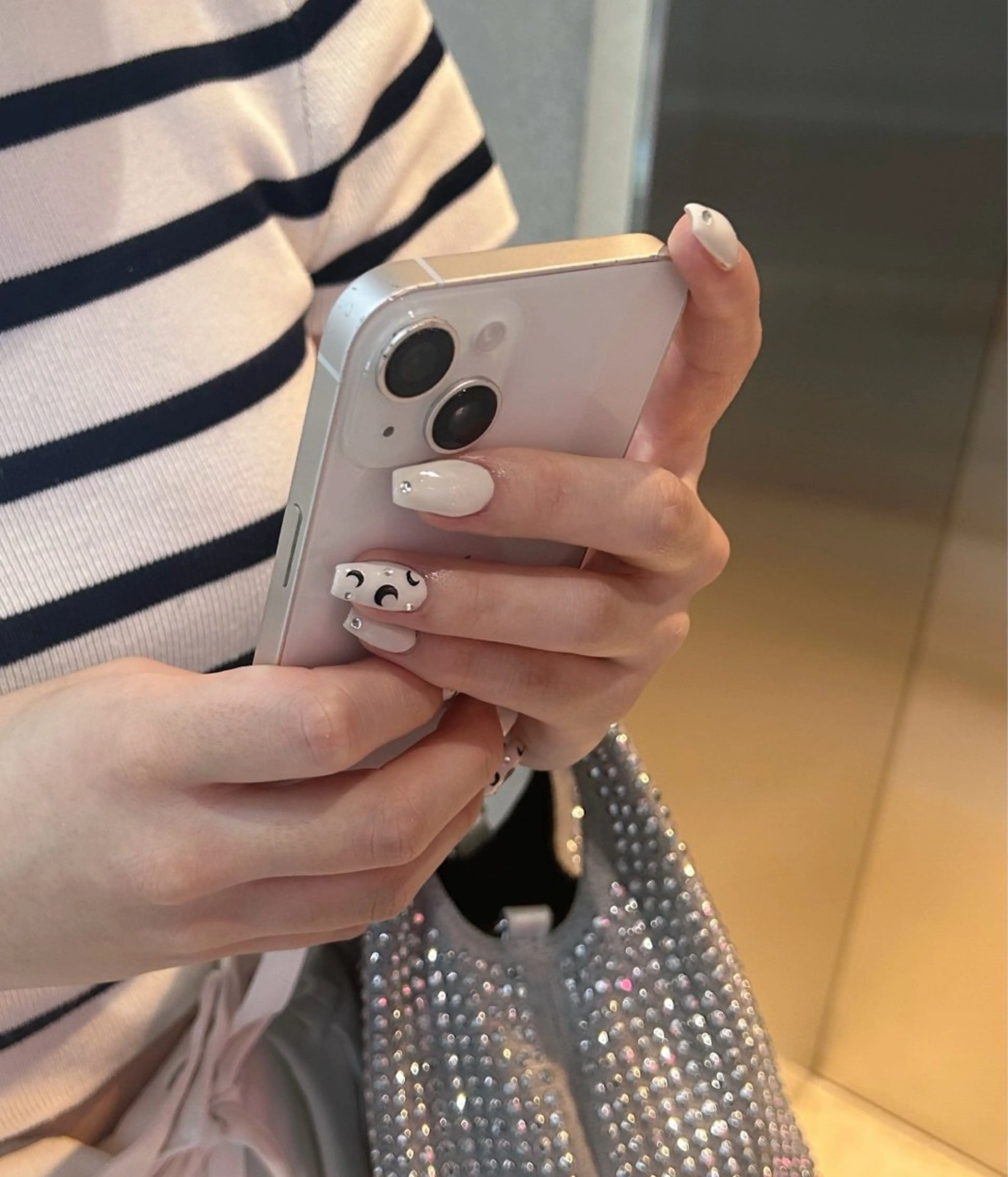 ネイル 持ち込み ハンドネイル WOLTOKYO NANAMIのネイルデザイン