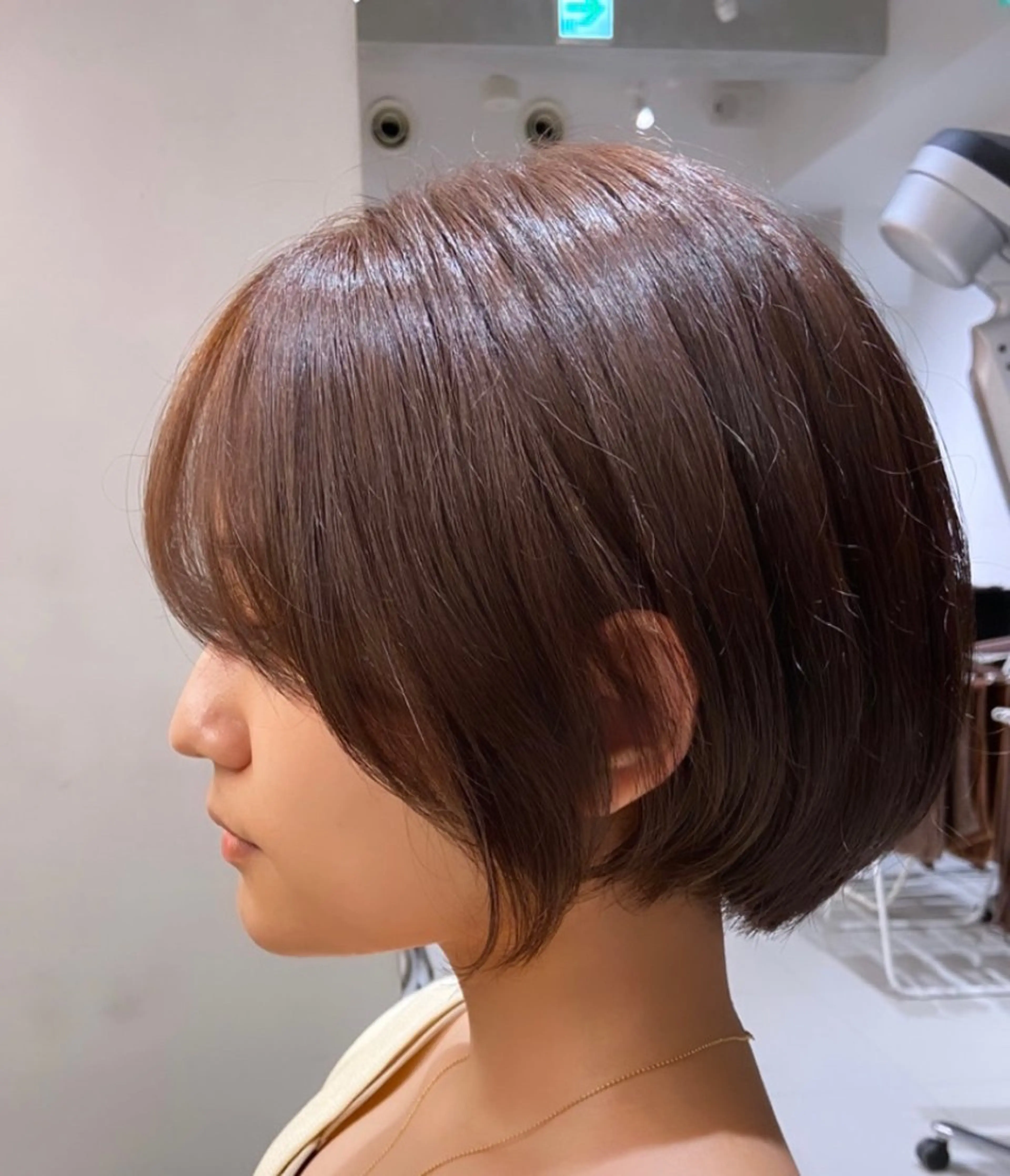 カラー ブラウンカラー ラベンダーカラー 🫒🫒ブリーチなし 艶カラー🫒ヤマシロのヘアスタイル