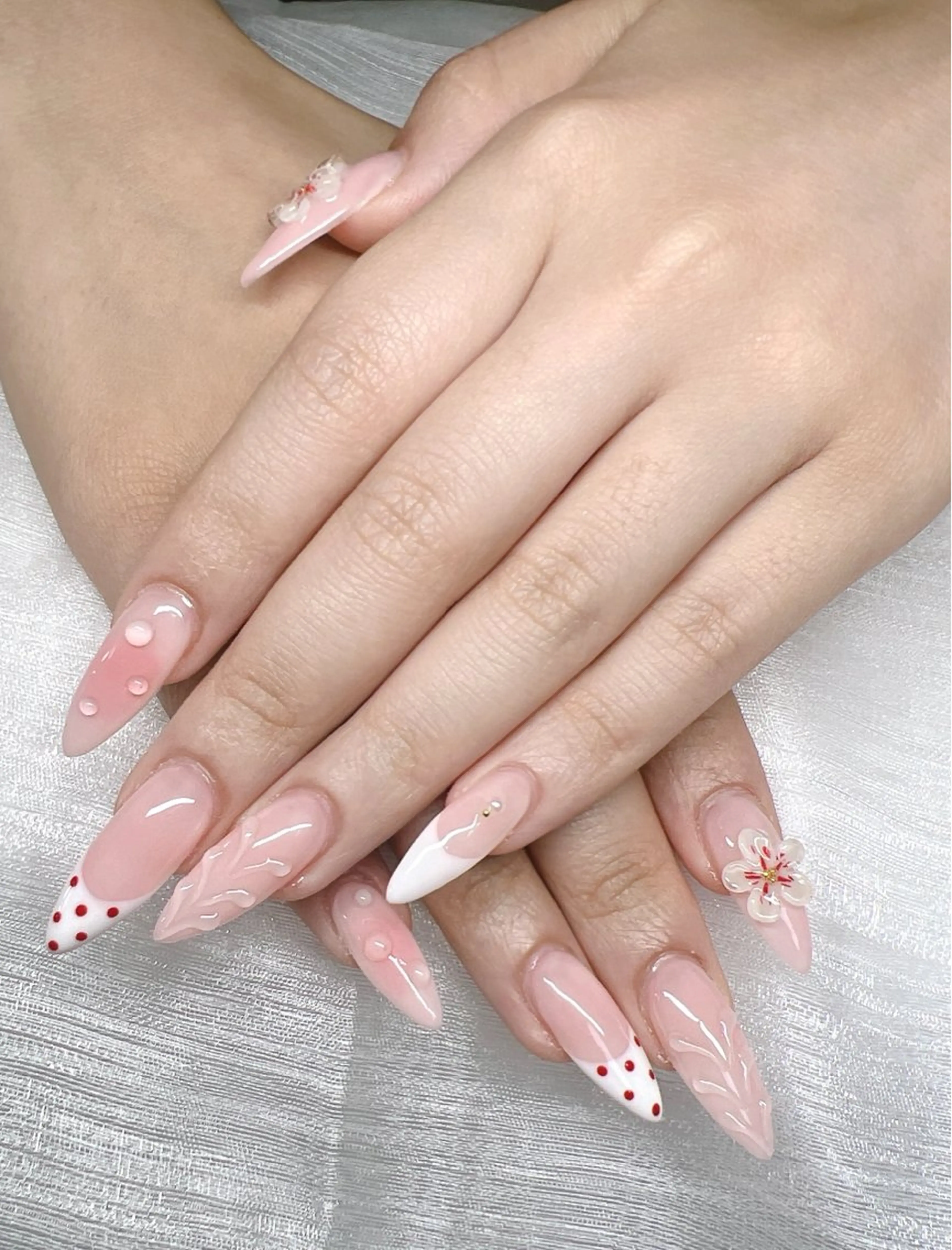 ネイル ハンドネイル Lee Nails チップ長さだし専門店のネイルデザイン
