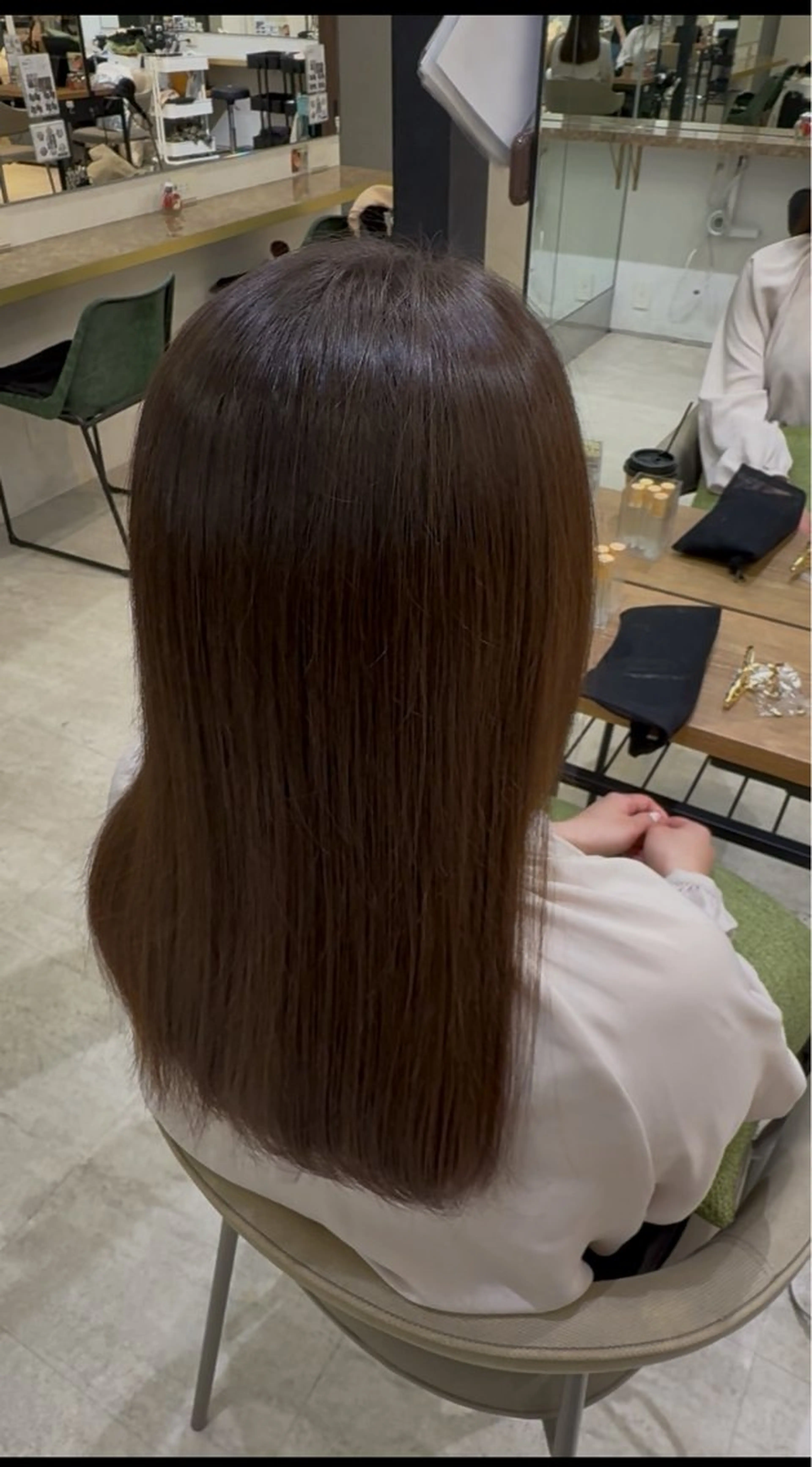 ロング ヨシ ✨のヘアスタイル