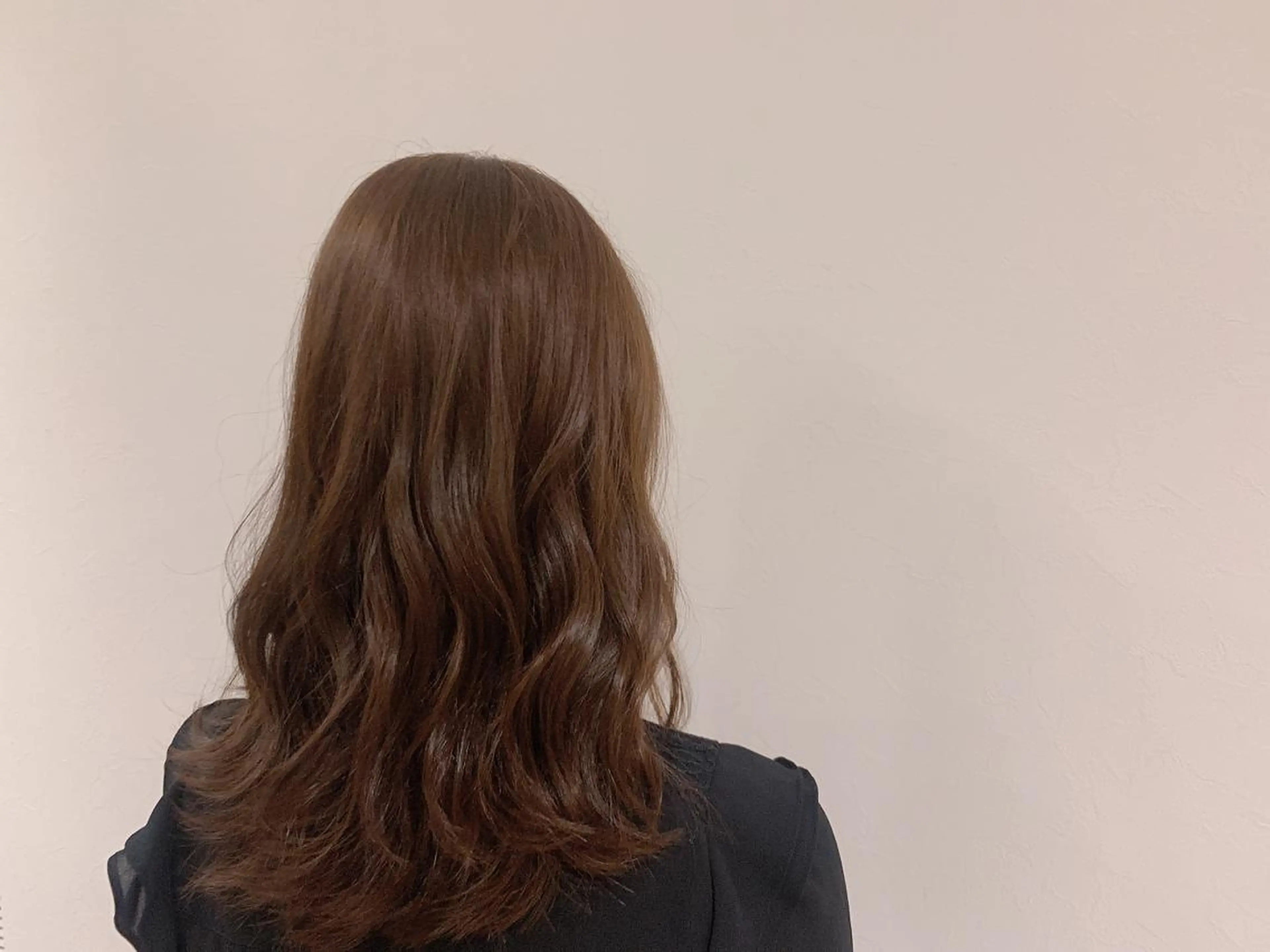 カラー ブリーチ ブリーチなしカラー Eleanor 池袋 ミカのヘアスタイル