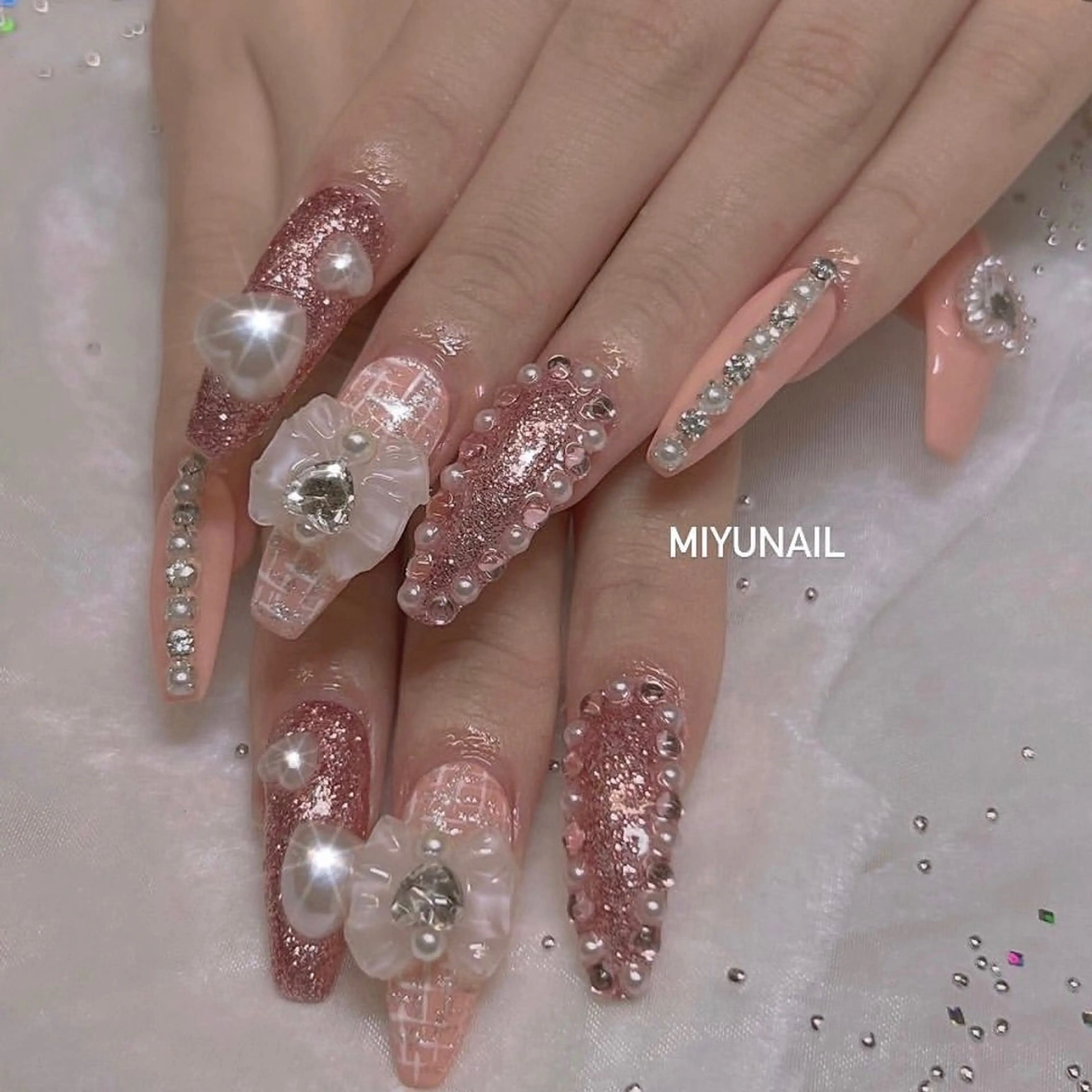 【八月限定価格❗️オフ有・MiyuNailオススメ✨】チップつけ放題🎀の写真