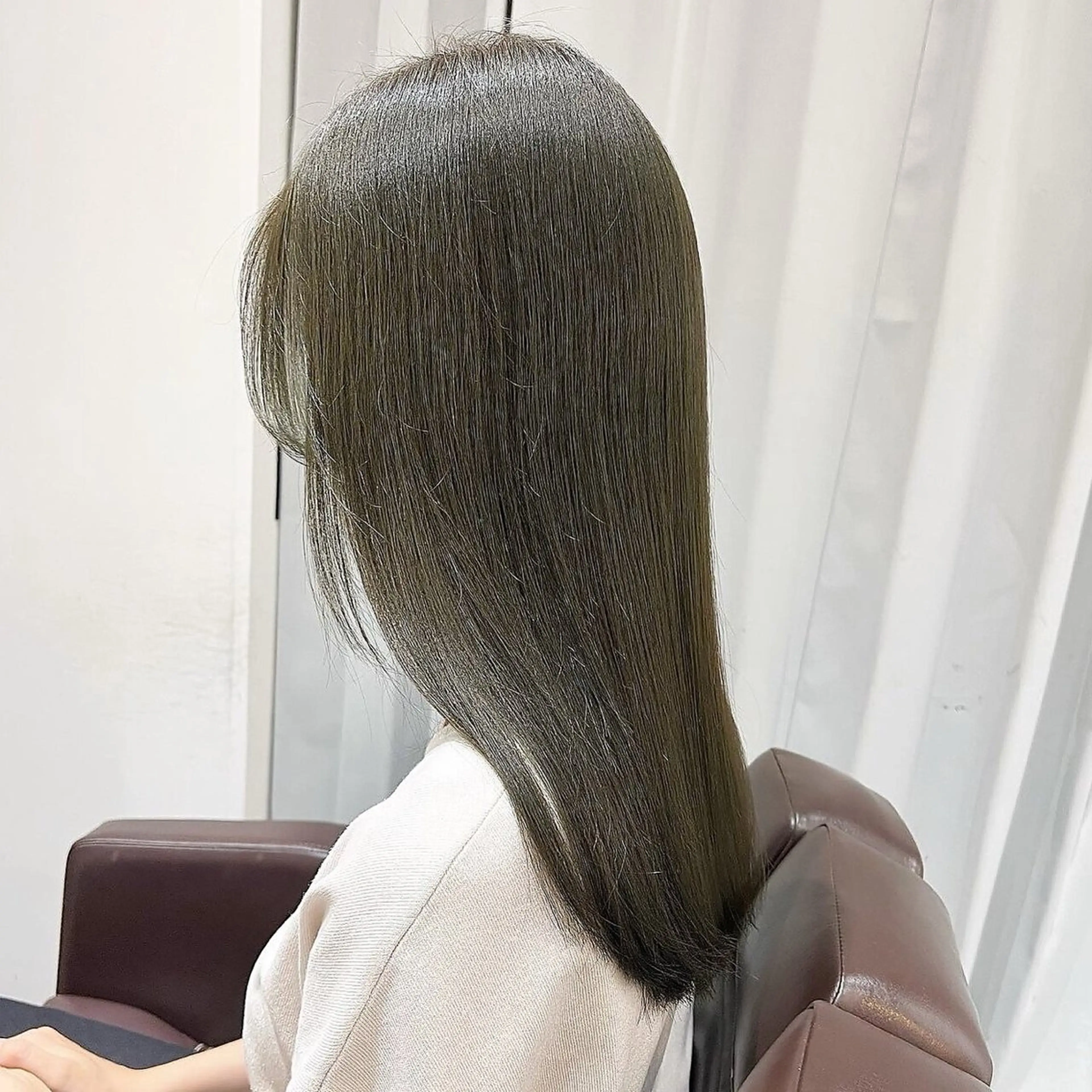 ロング カラー ブリーチ 透明感カラー ダブルカラー ブリーチなしカラー ヘアカラー ブリーチなし/専門店 ASOBIのヘアスタイル