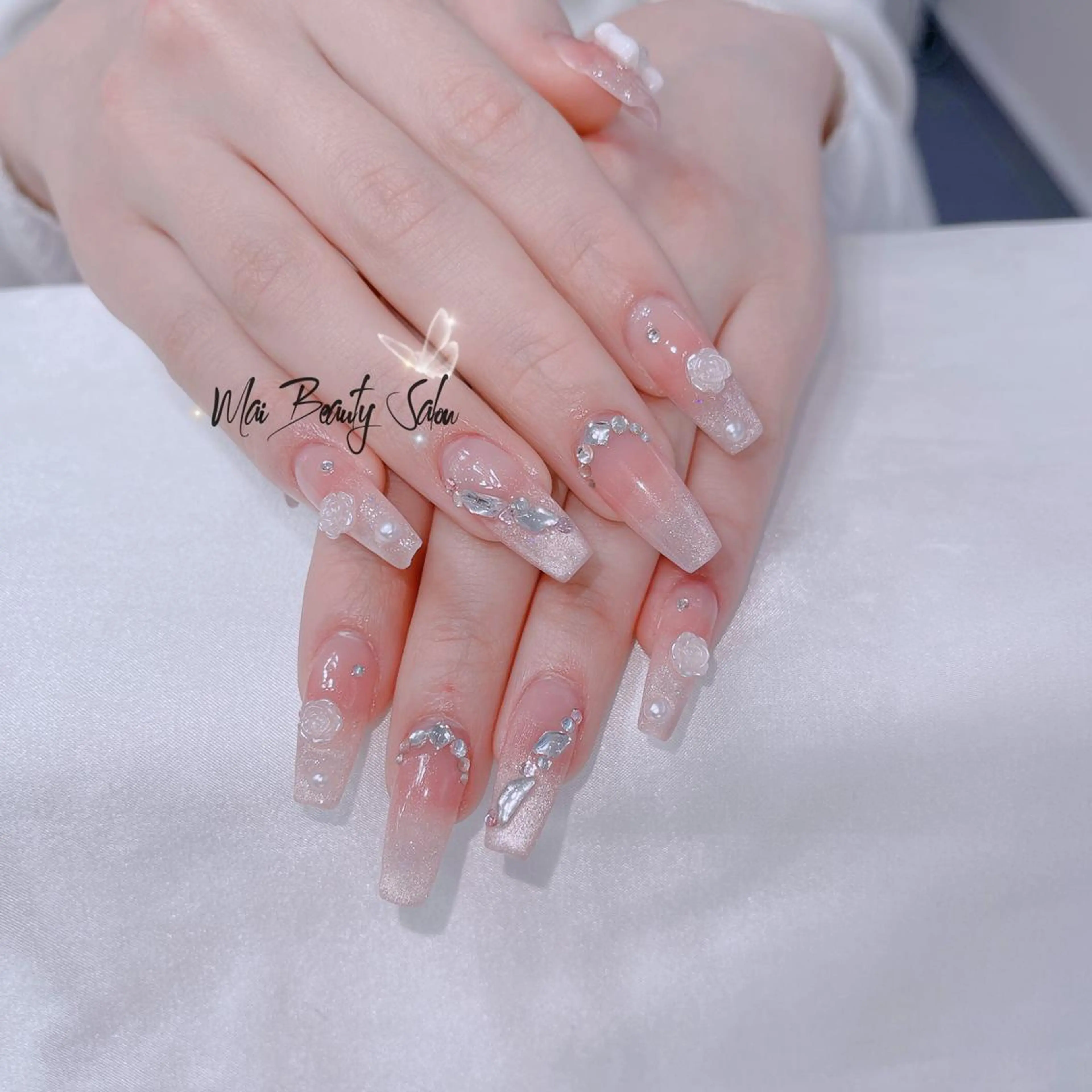 ネイル フットネイル ジェルネイル マグネットネイル パラジェル ワンホンネイル MaiBeauty Niのネイルデザイン