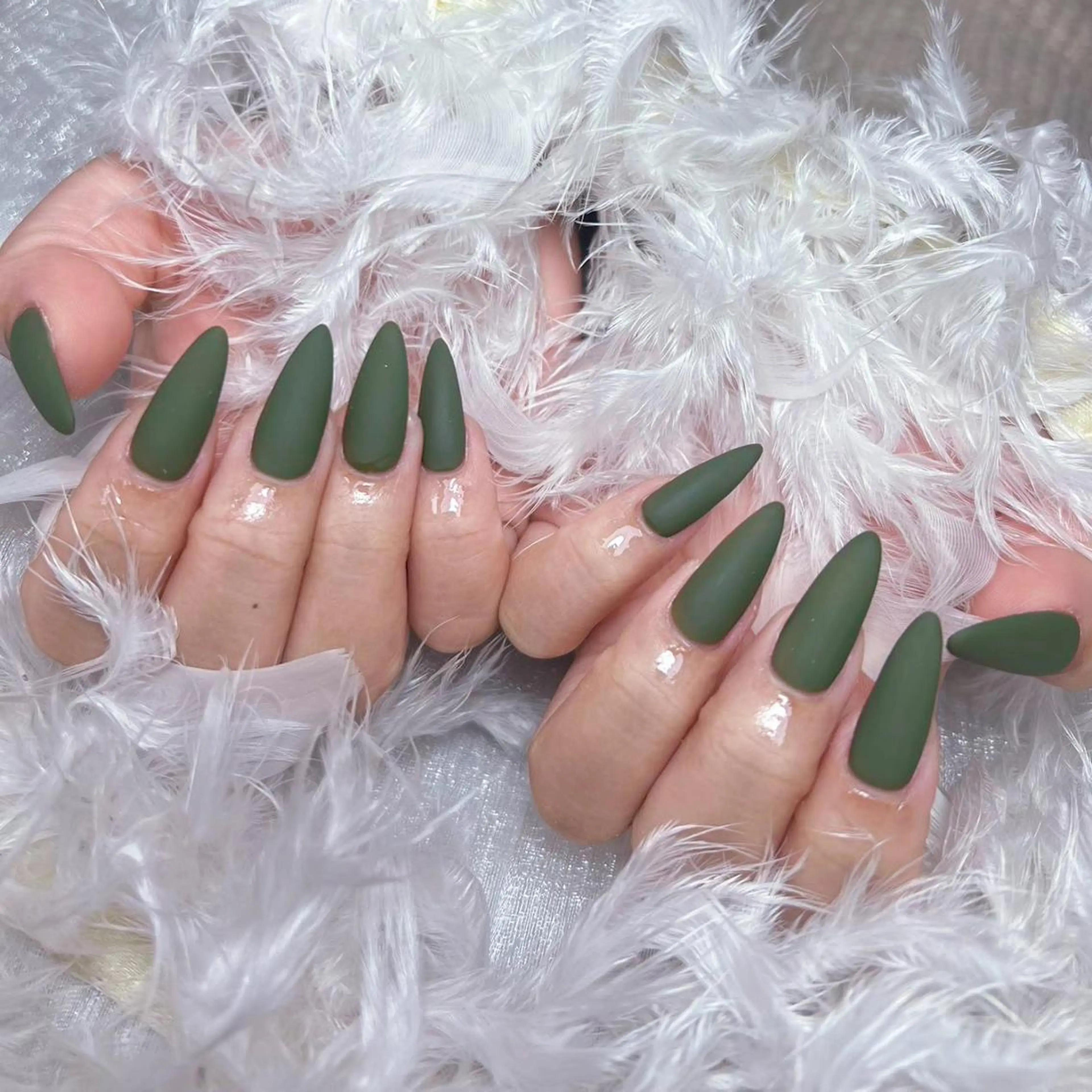 ネイル アートネイル オーロラネイル ガーリー キラキラネイル 韓国ネイル Nail Monsterのネイルデザイン