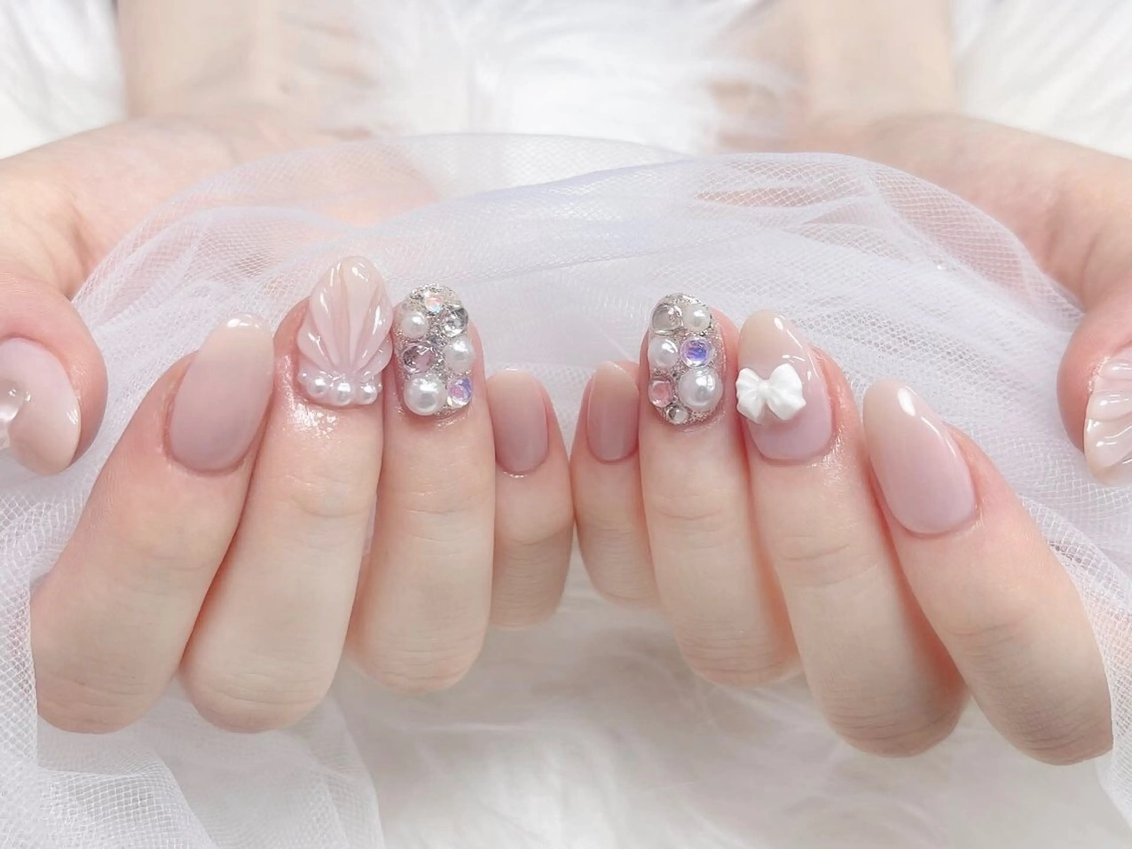 ネイル オーロラネイル チークネイル 長さ出し フットネイル フレンチネイル ハンドネイル ハンドケア lily nailのネイルデザイン