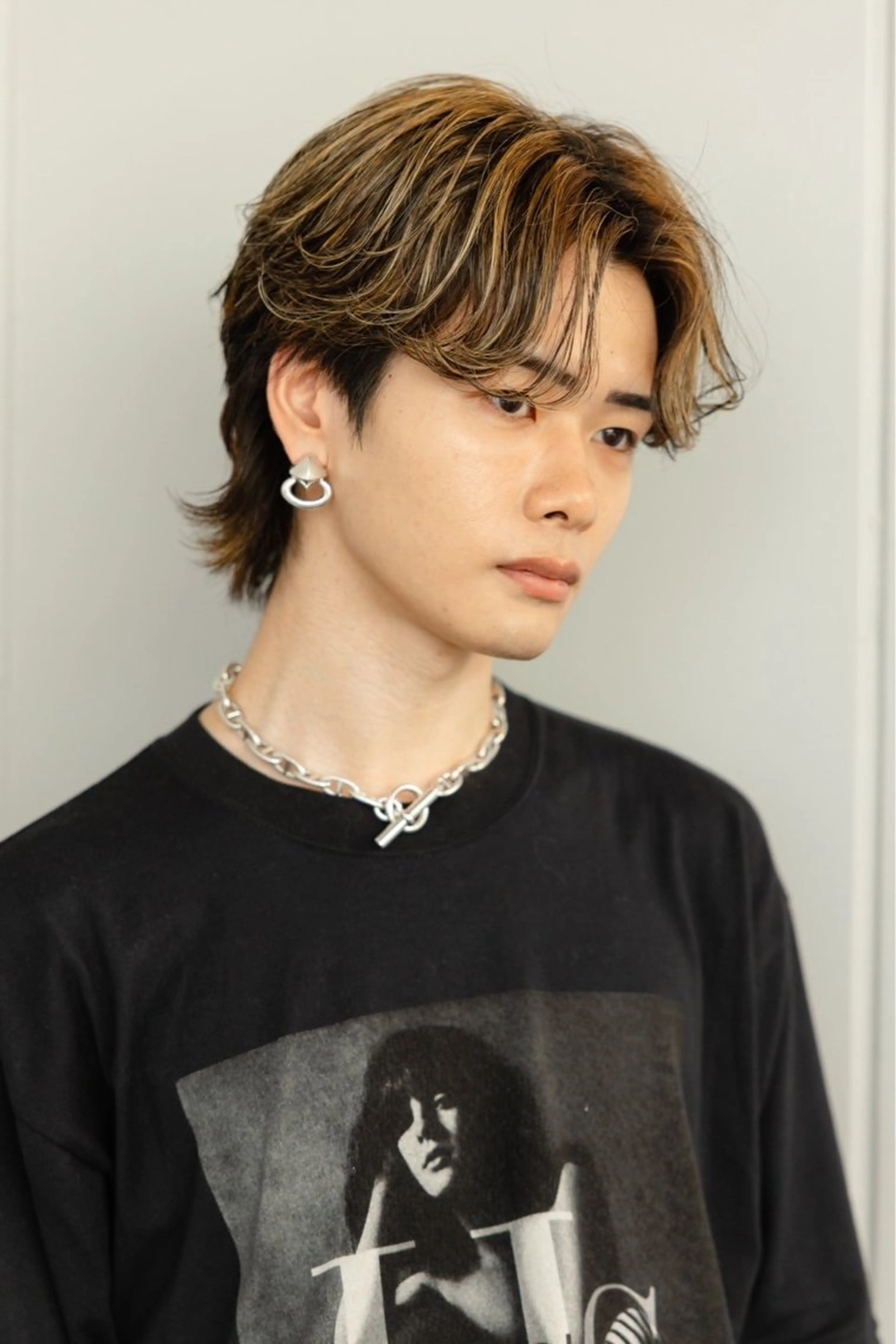 ショート メンズ カルマパーマ メンズパーマ 学生（メンズ向け） 学生 ヘアカラー パーマ 縮毛矯正 トリートメント ヘッドスパ DEW デューのヘアスタイル
