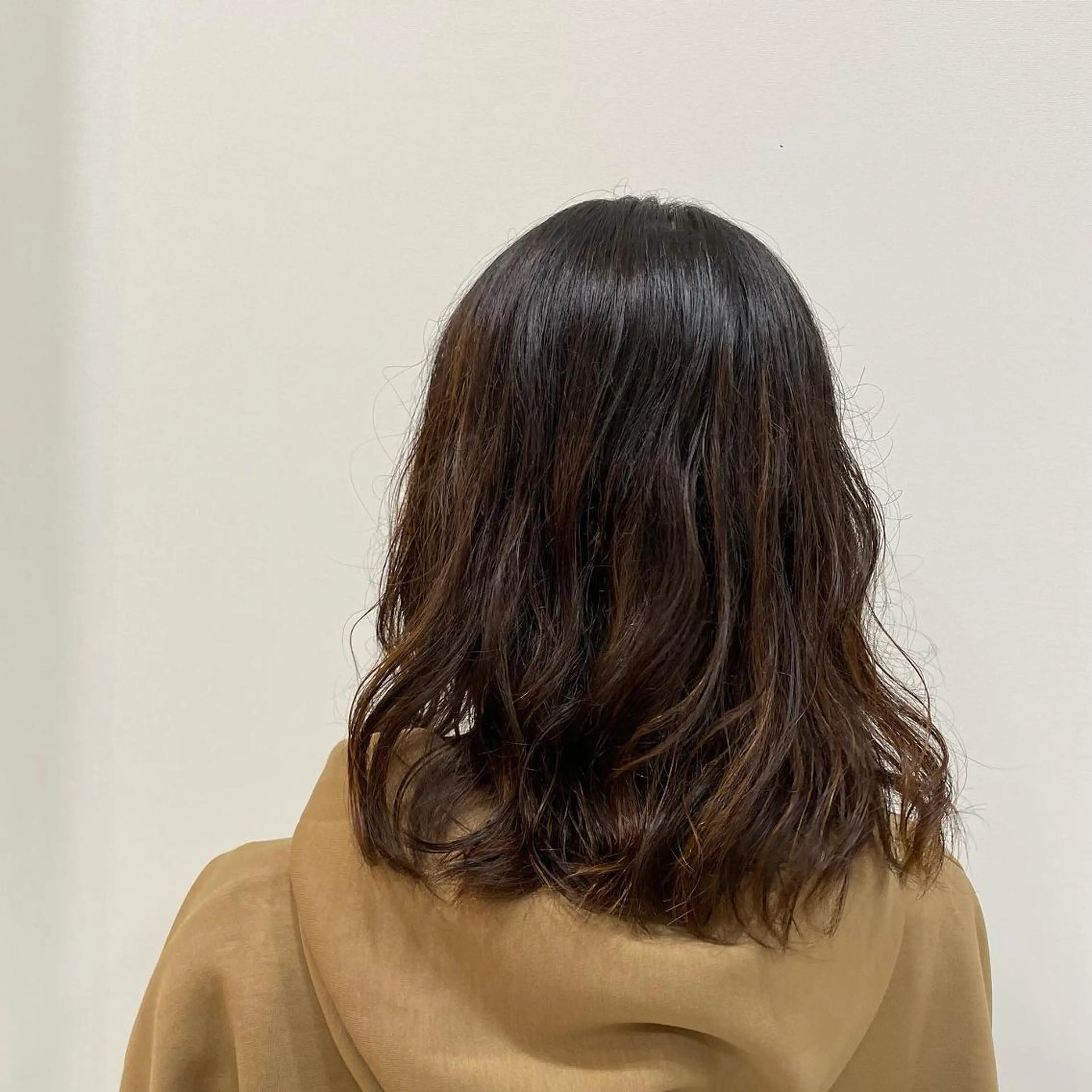 ミディアム カラー パーマ ヘアアレンジ メンズ キッズ マツエク・マツパ 子どものヘアアレンジ ミディアムパーマ メンズパーマ ナチュラル sara 荒井店のヘアスタイル