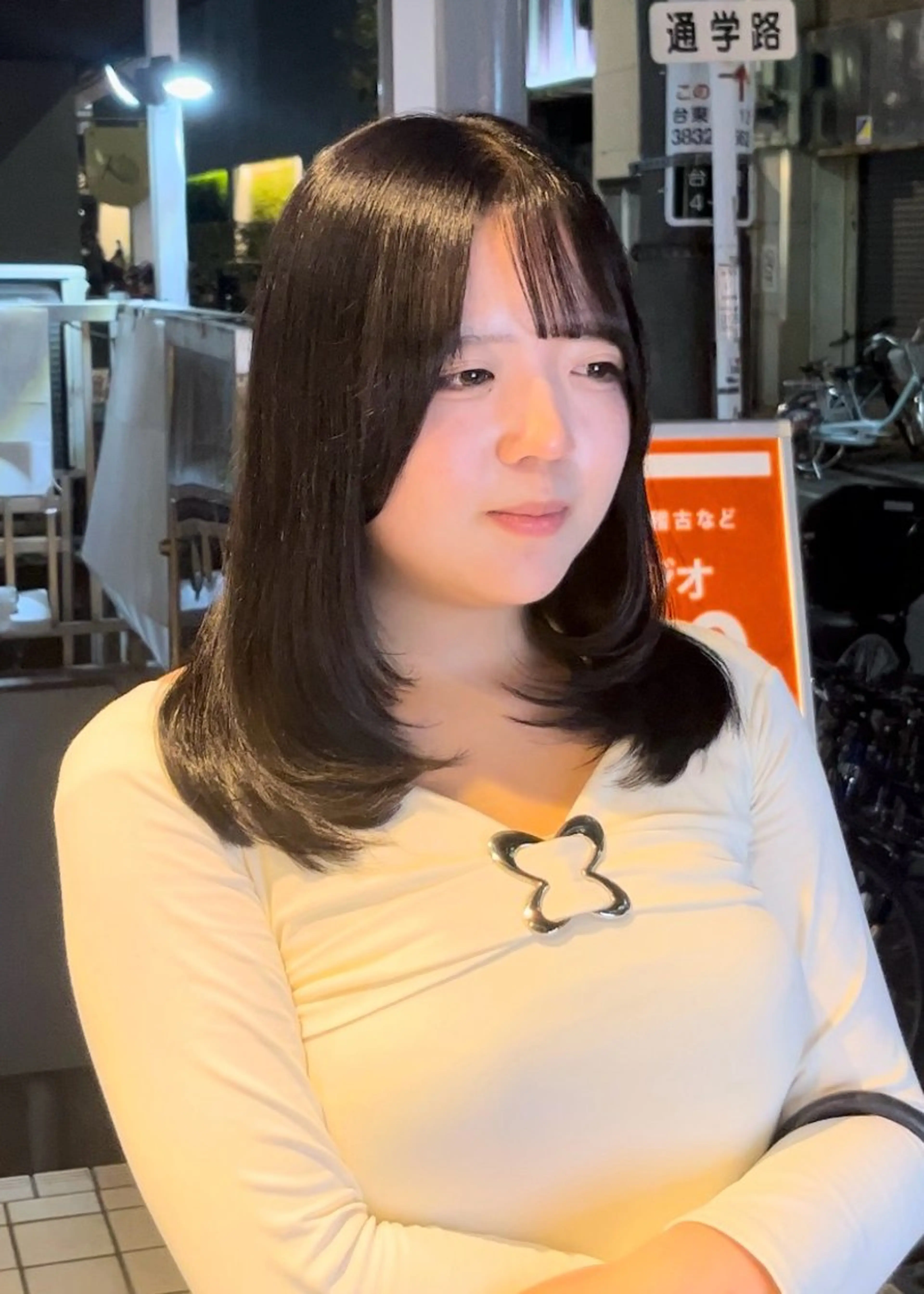 セミロング カラー 艶髪𝙝𝙖𝙞𝙧 🫧𝙞𝙢𝙖𝙞のヘアスタイル