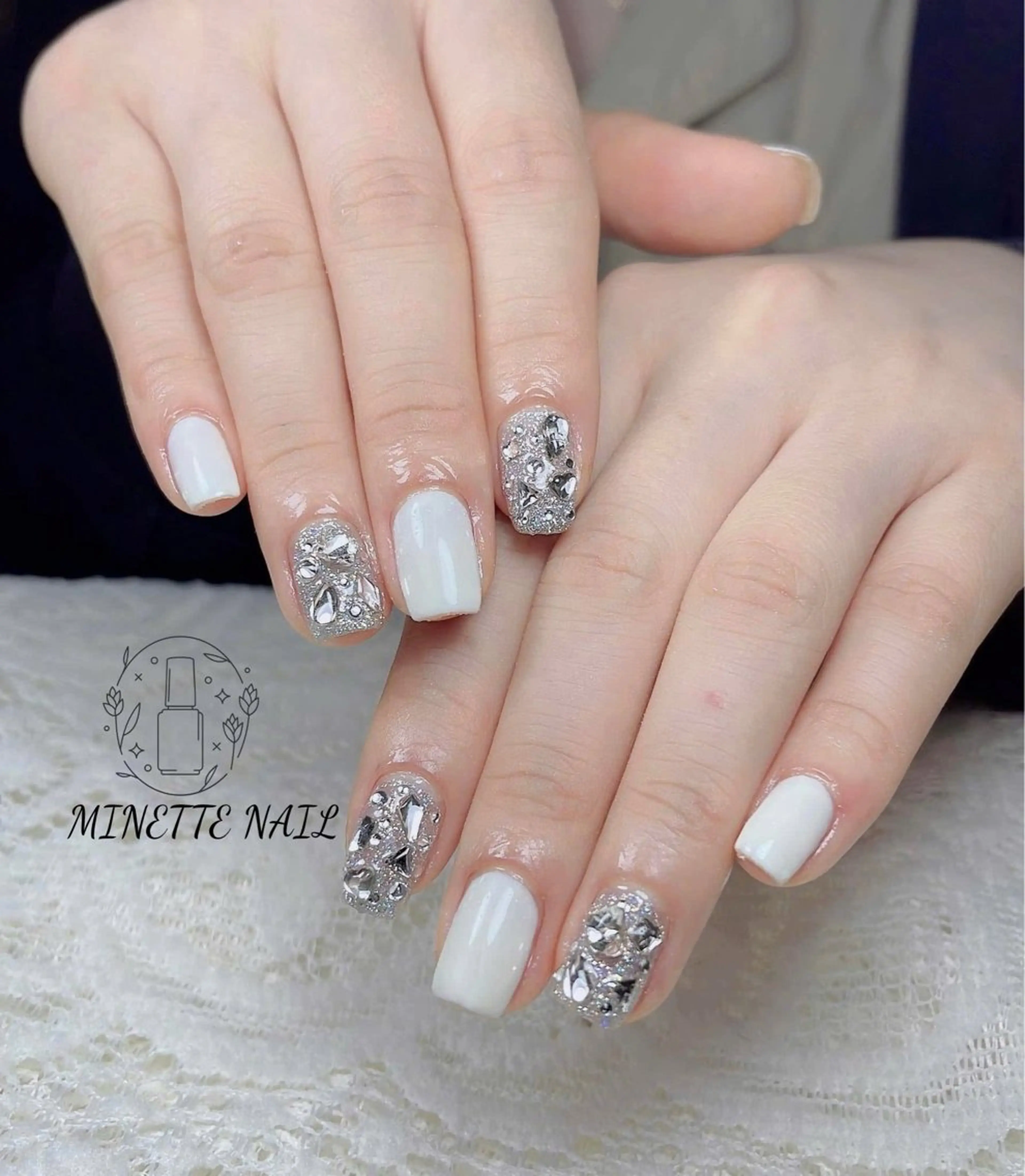 ネイル フレンチネイル ジェルネイル マグネットネイル 持ち込み ニュアンスネイル ハンドネイル Minette Nailのネイルデザイン