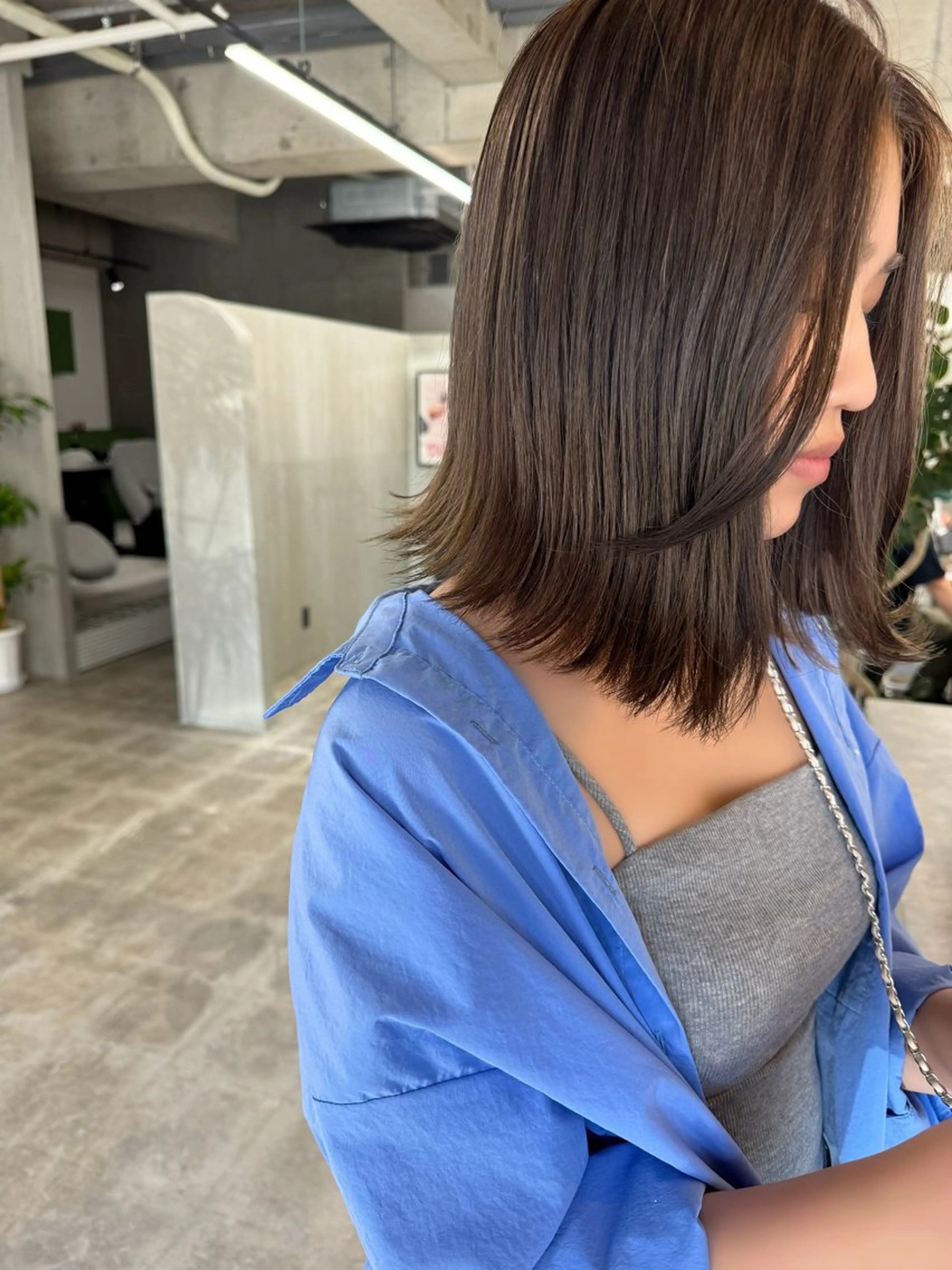 ミディアム 艶カラー🫧 MOMOYOのヘアスタイル