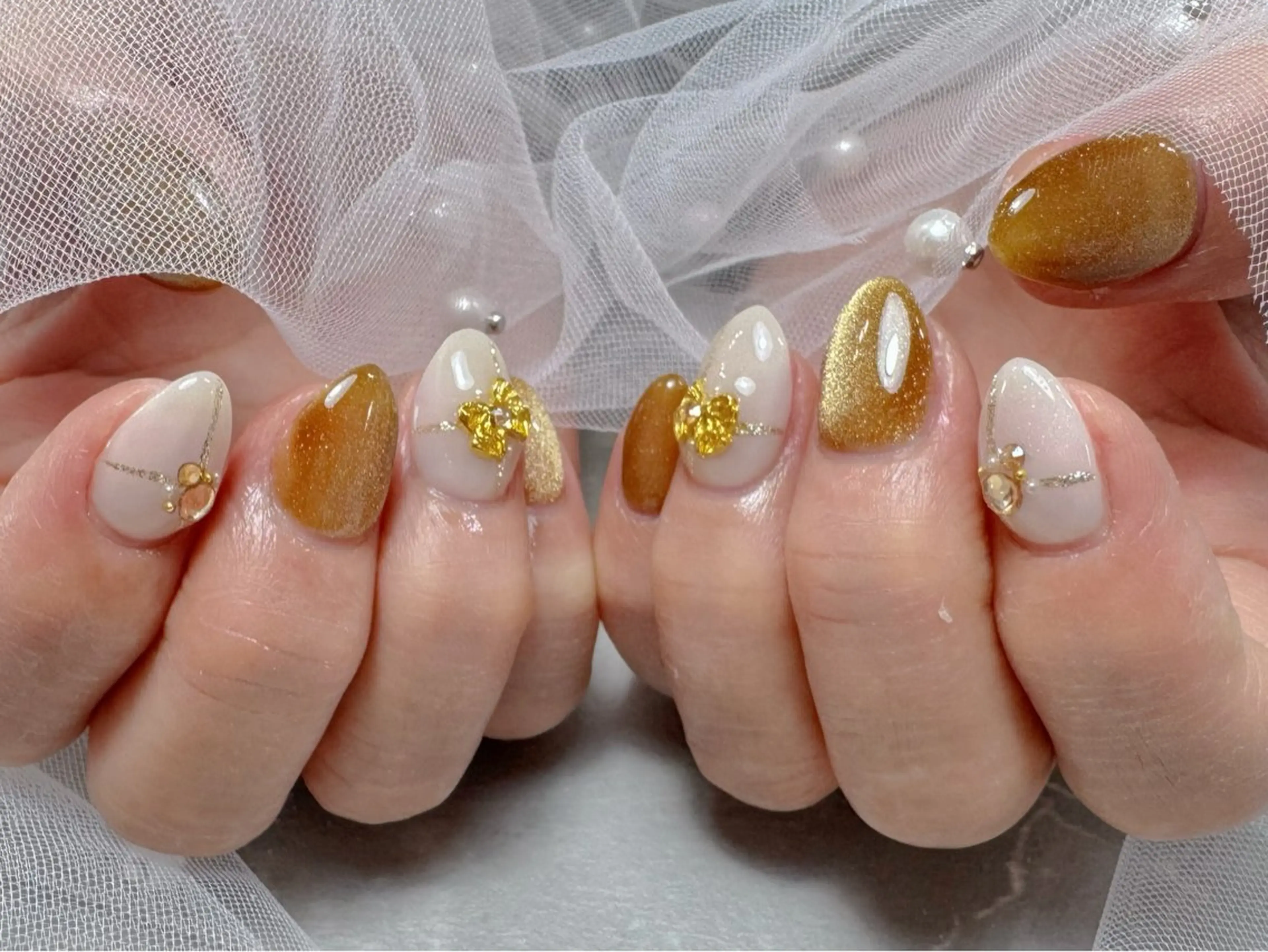 ネイル ハンドネイル マジックミラー所属・マジック ミラーのネイルデザイン