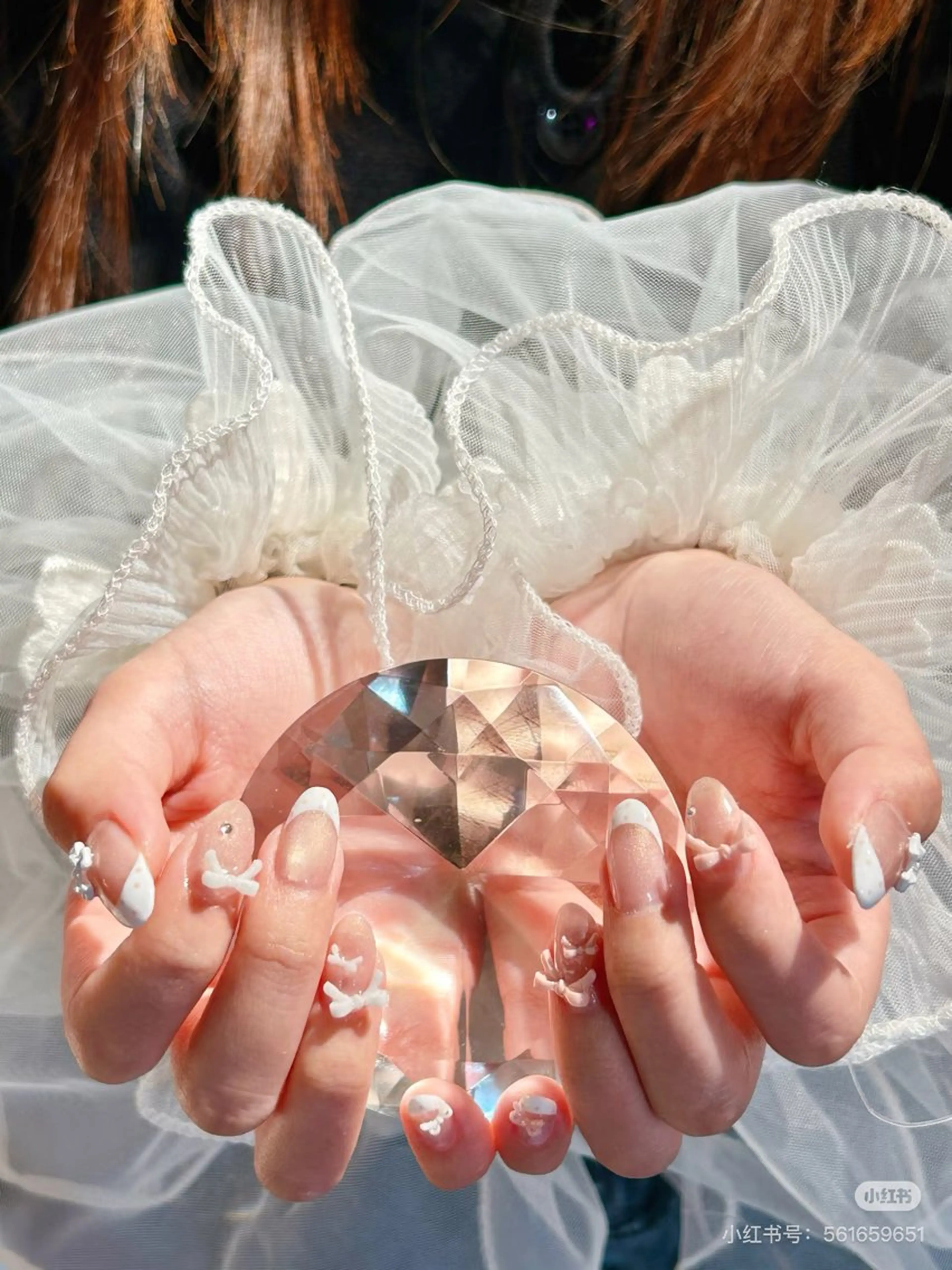 ネイル 成人式 フラッシュネイル ガーリー 韓国ネイル マグネットネイル リボン、ガーリー パーツ放題専門店のネイルデザイン