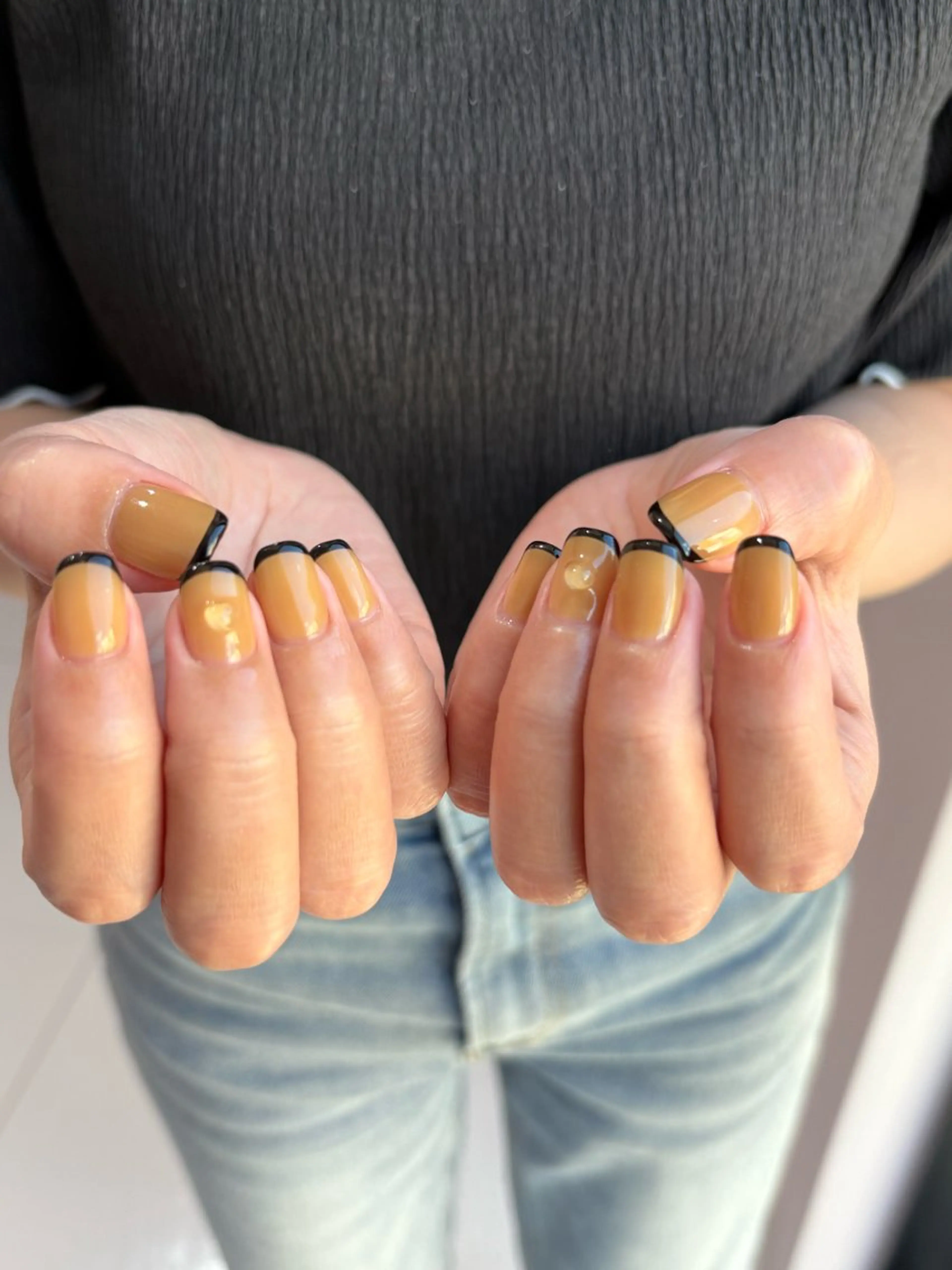 ショート ハンドネイル CLALA ayumi❄️のネイルデザイン