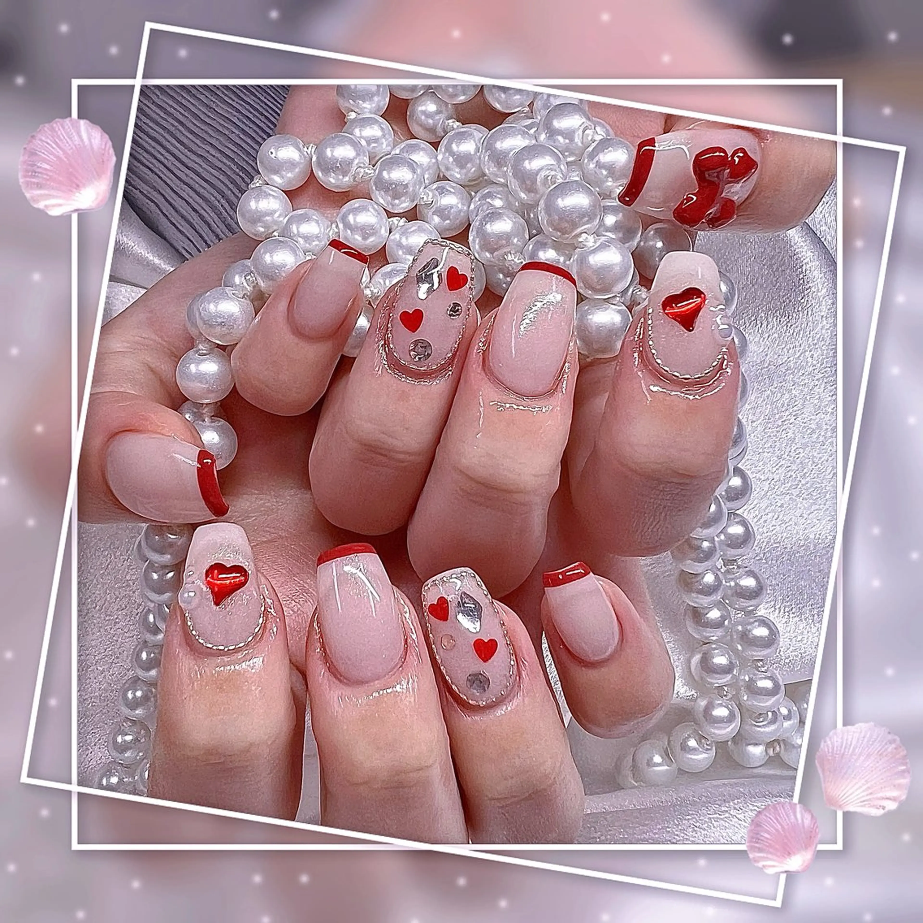 ネイル フレンチネイル グラデーション キラキラネイル 韓国ネイル マグネットネイル ハンドネイル Chill Nailsalonのネイルデザイン