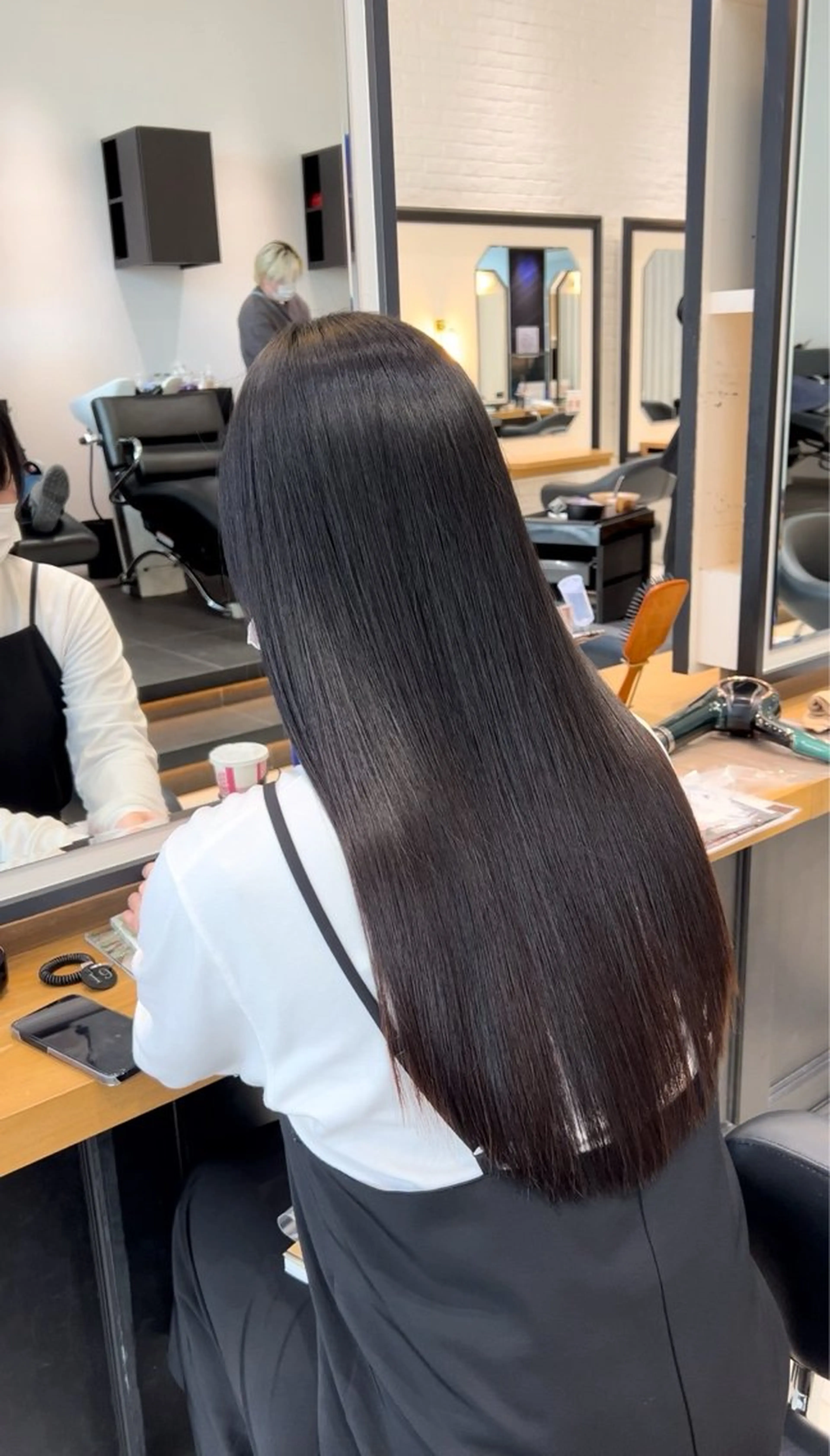 カラー Reira 【GRANMASH】のヘアスタイル
