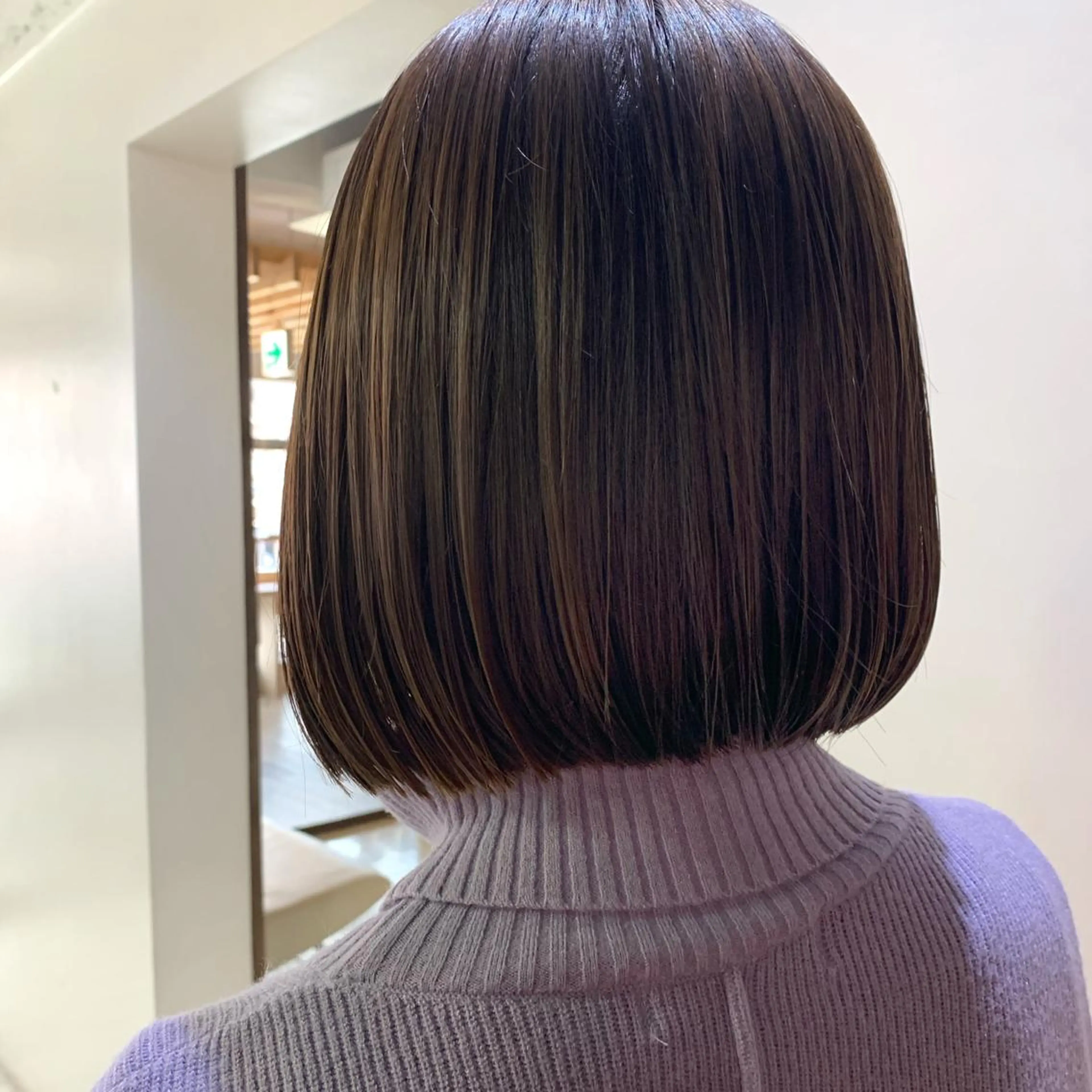 ショート カラー 切りっぱなしボブ ボブ k-two谷町所属・濱田 大輔のヘアスタイル
