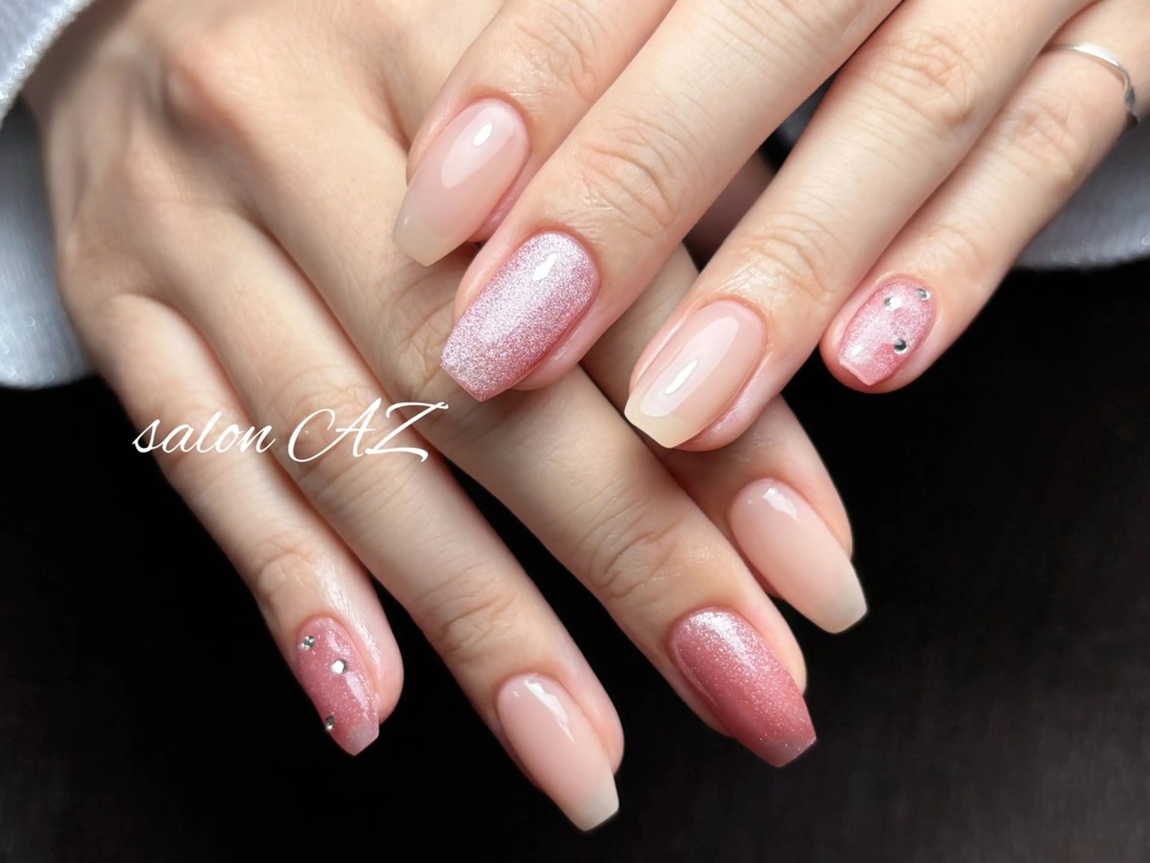 ネイル アートネイル 長さ出し フットネイル フレンチネイル ジェルネイル ハンドネイル salonAZ トップネイリストのネイルデザイン