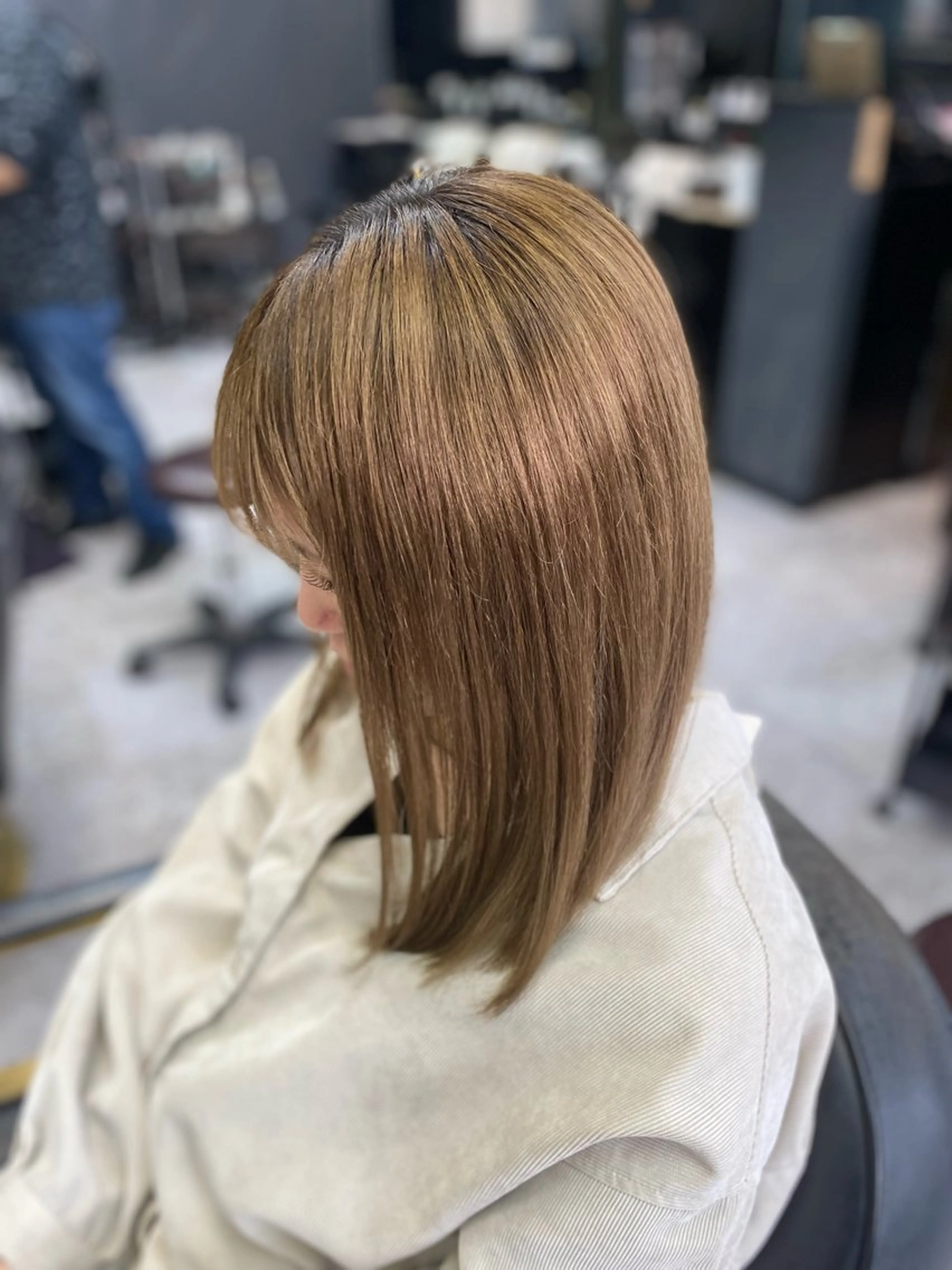 ミディアム ヘアカラー 池田 亮雅のヘアスタイル