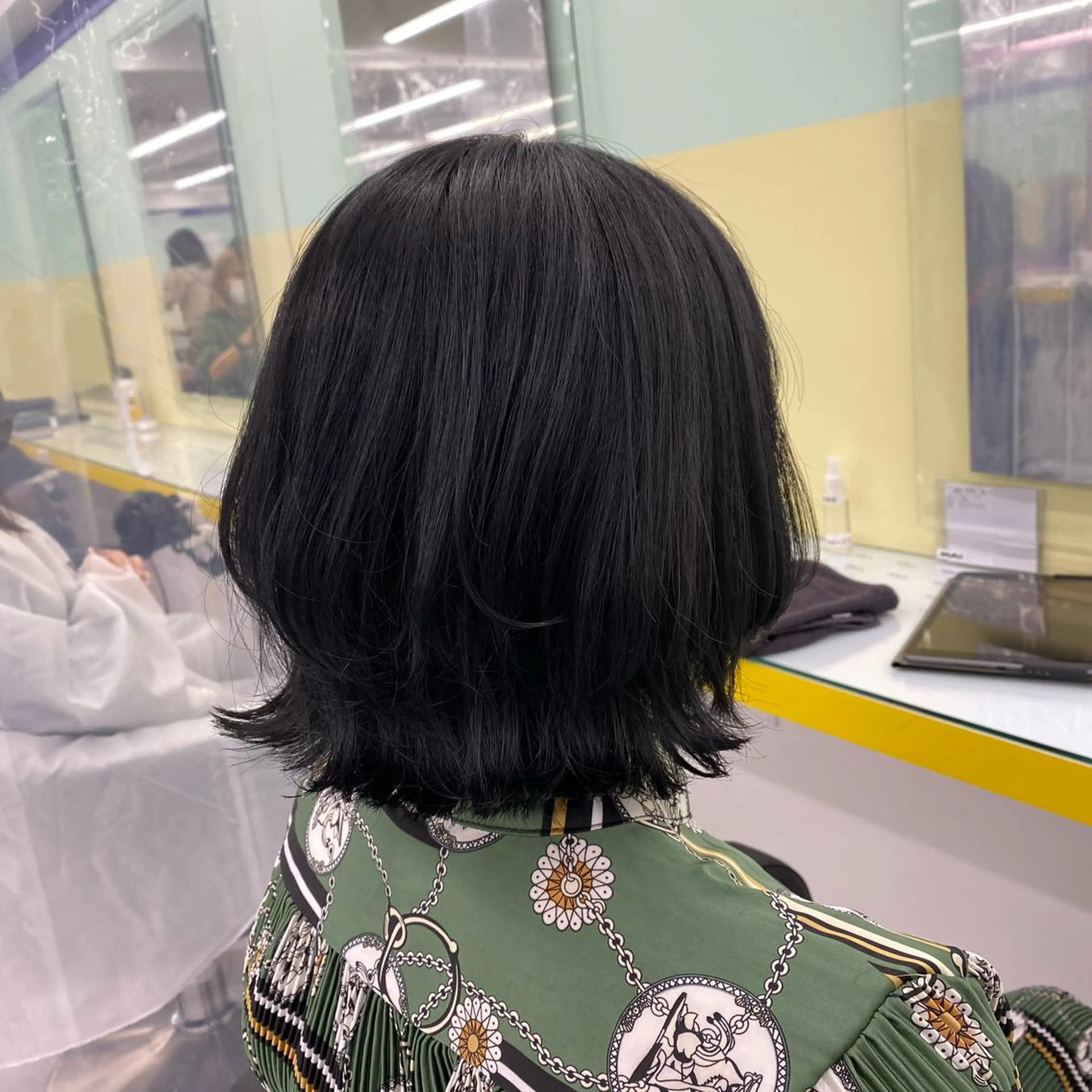 セミロング カラー ヘアアレンジ ヘアカラー GOTODAY shair salon 横浜mare店所属・透明感抜群カラー mai🍑♡のヘアスタイル