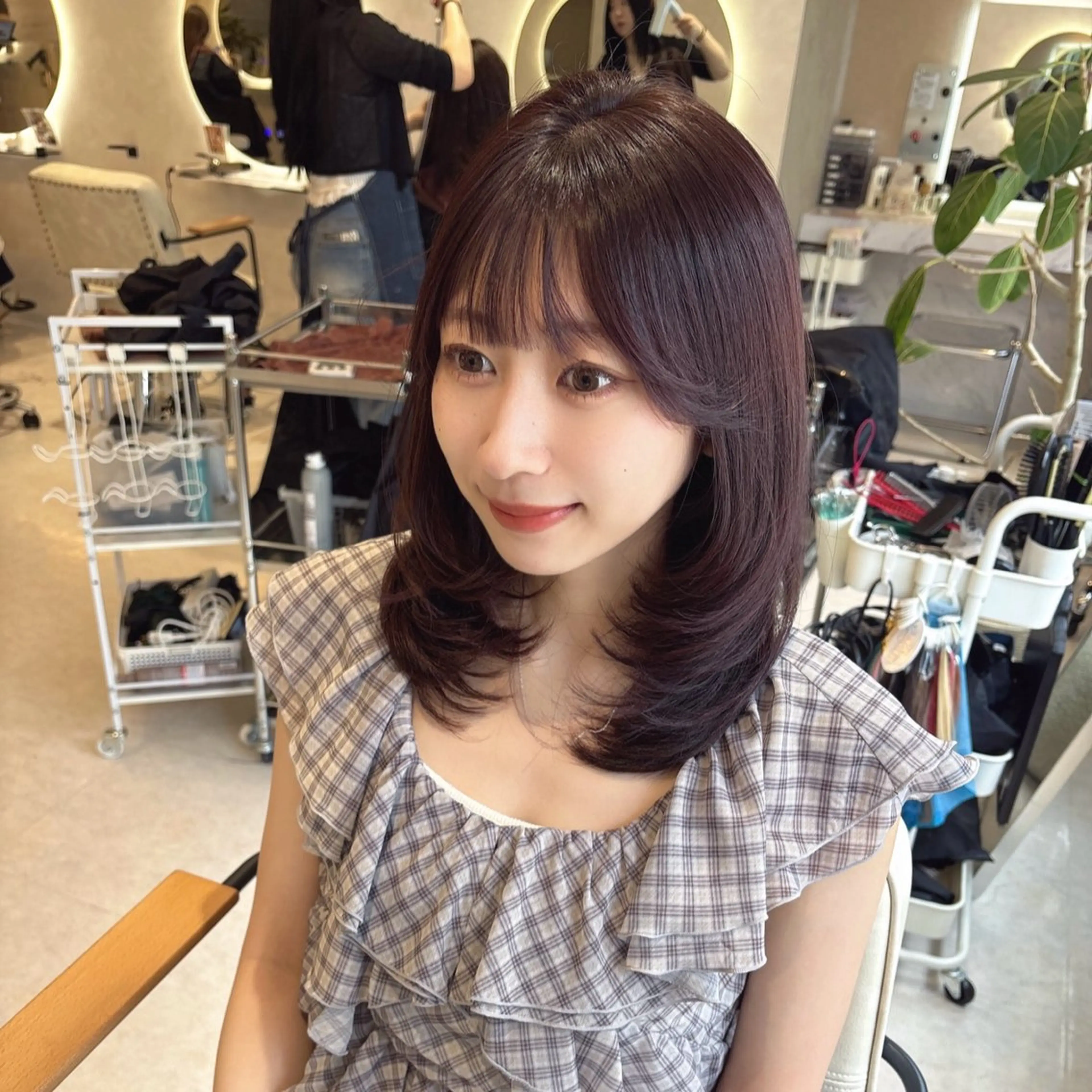 ミディアム enu所属・enu梅田 韓国ヘア ゆりのヘアスタイル