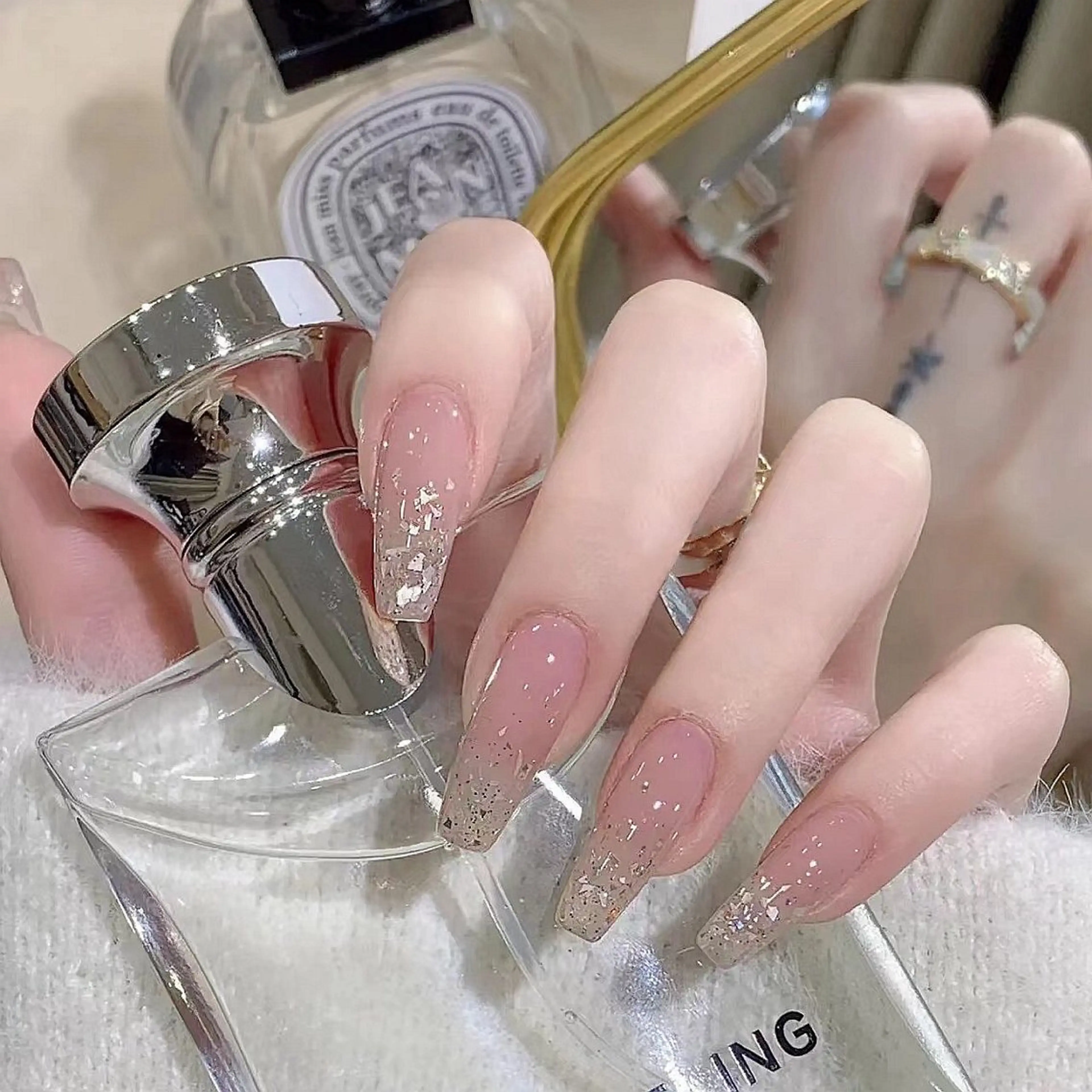 ネイル Akira nail salon所属・Akira nail salonのネイルデザイン